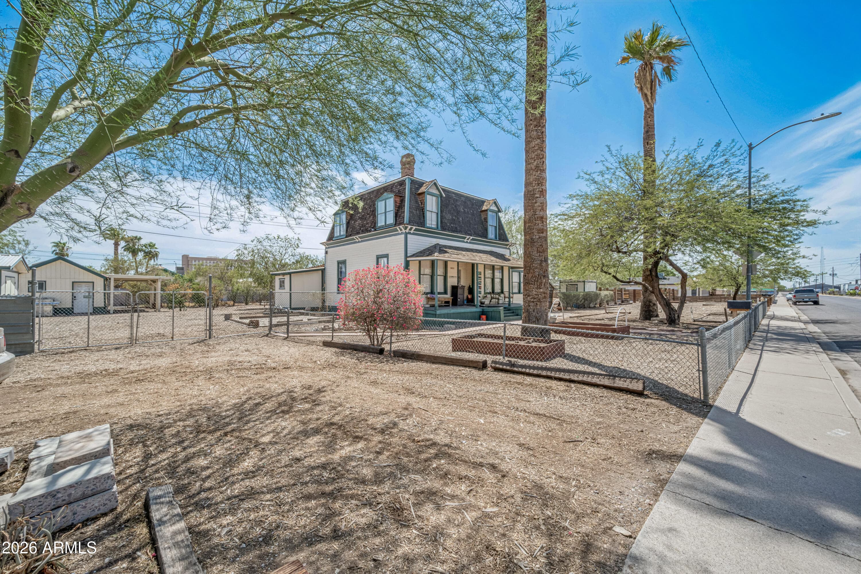 1611 W Fillmore Street — photo 4