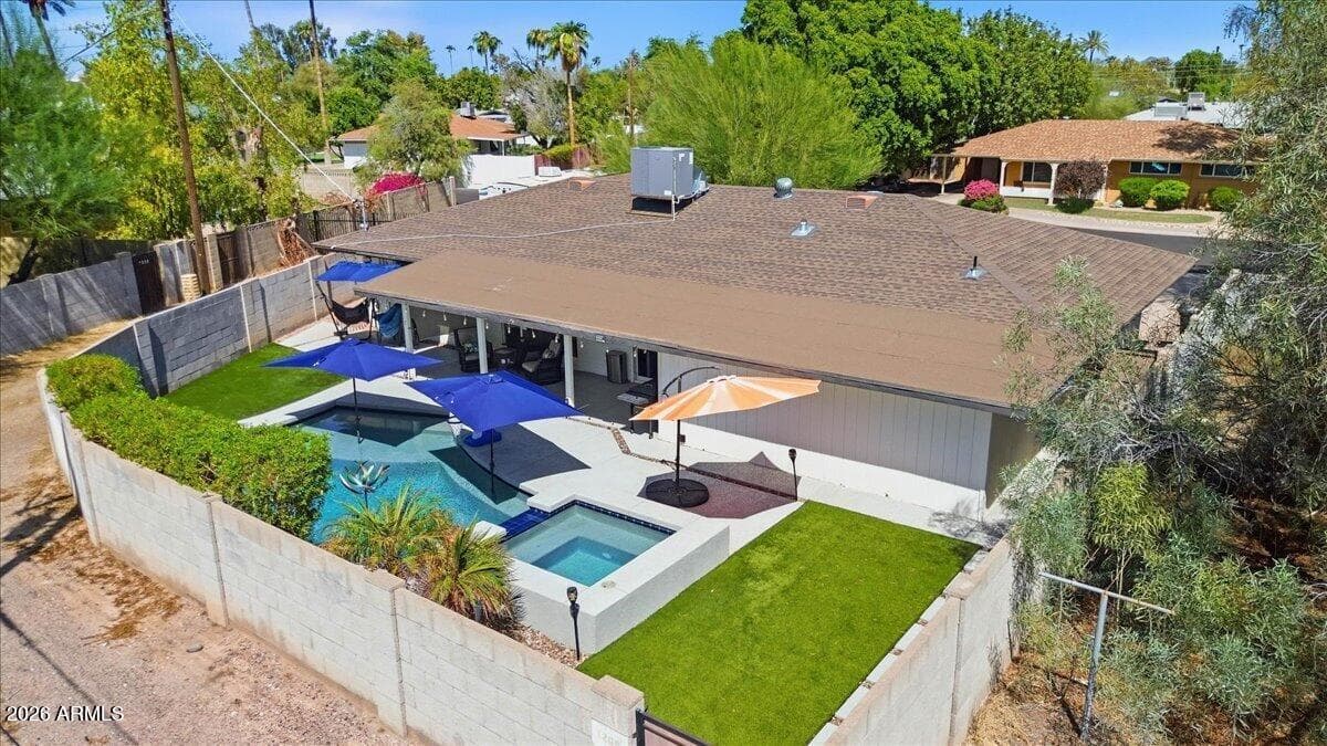 1209 W Medlock Drive — photo 4