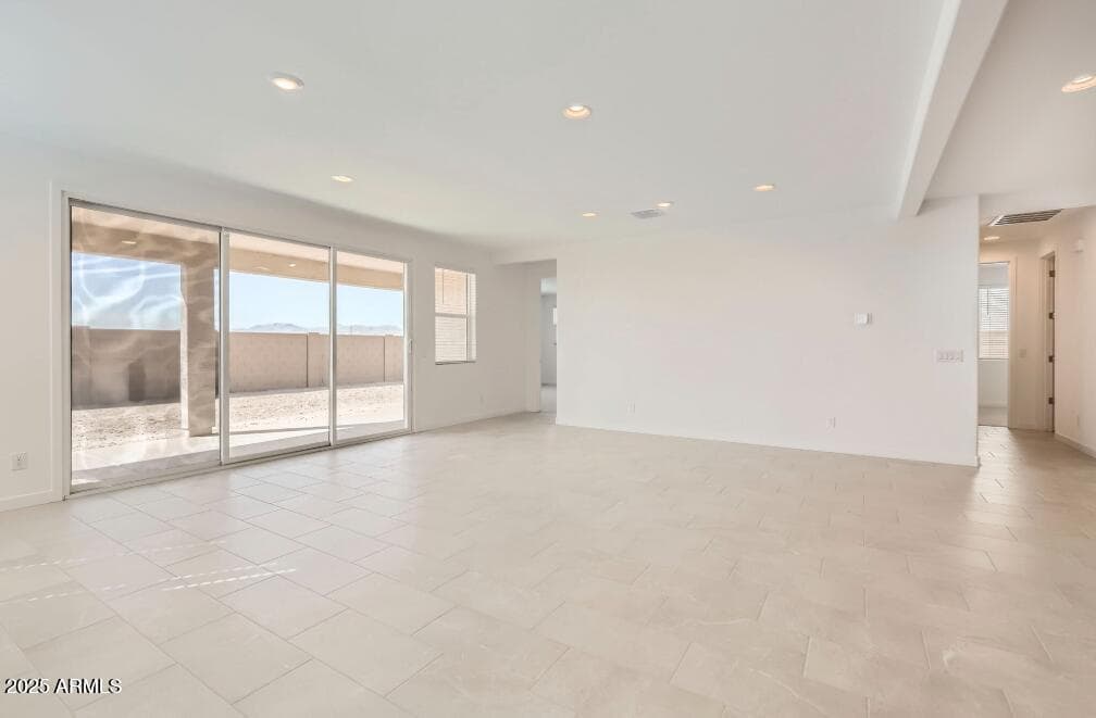 25547 N 176th Drive — photo 7