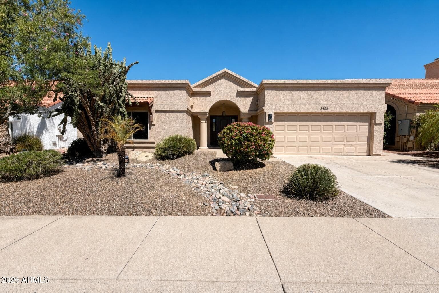 3906 E Amberwood Drive, Phoenix, Arizona