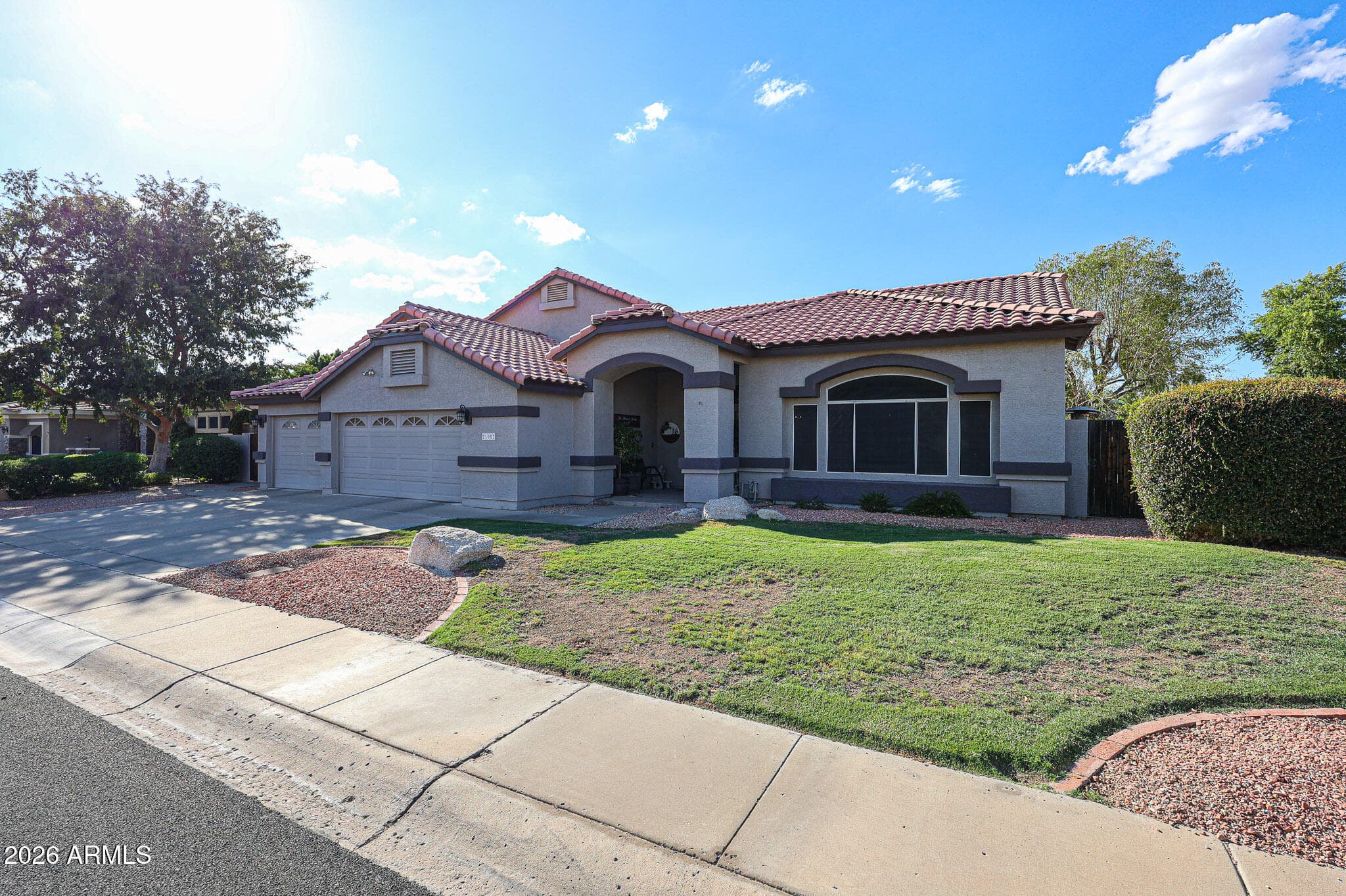 21052 N 61st Drive — photo 3