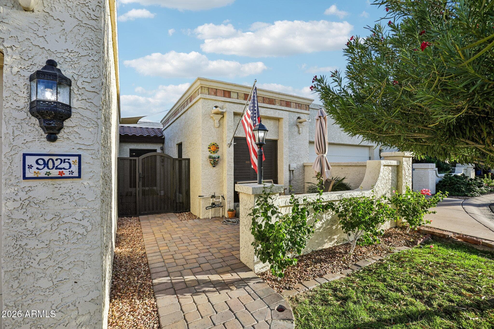 9025 S 47th Place — photo 2