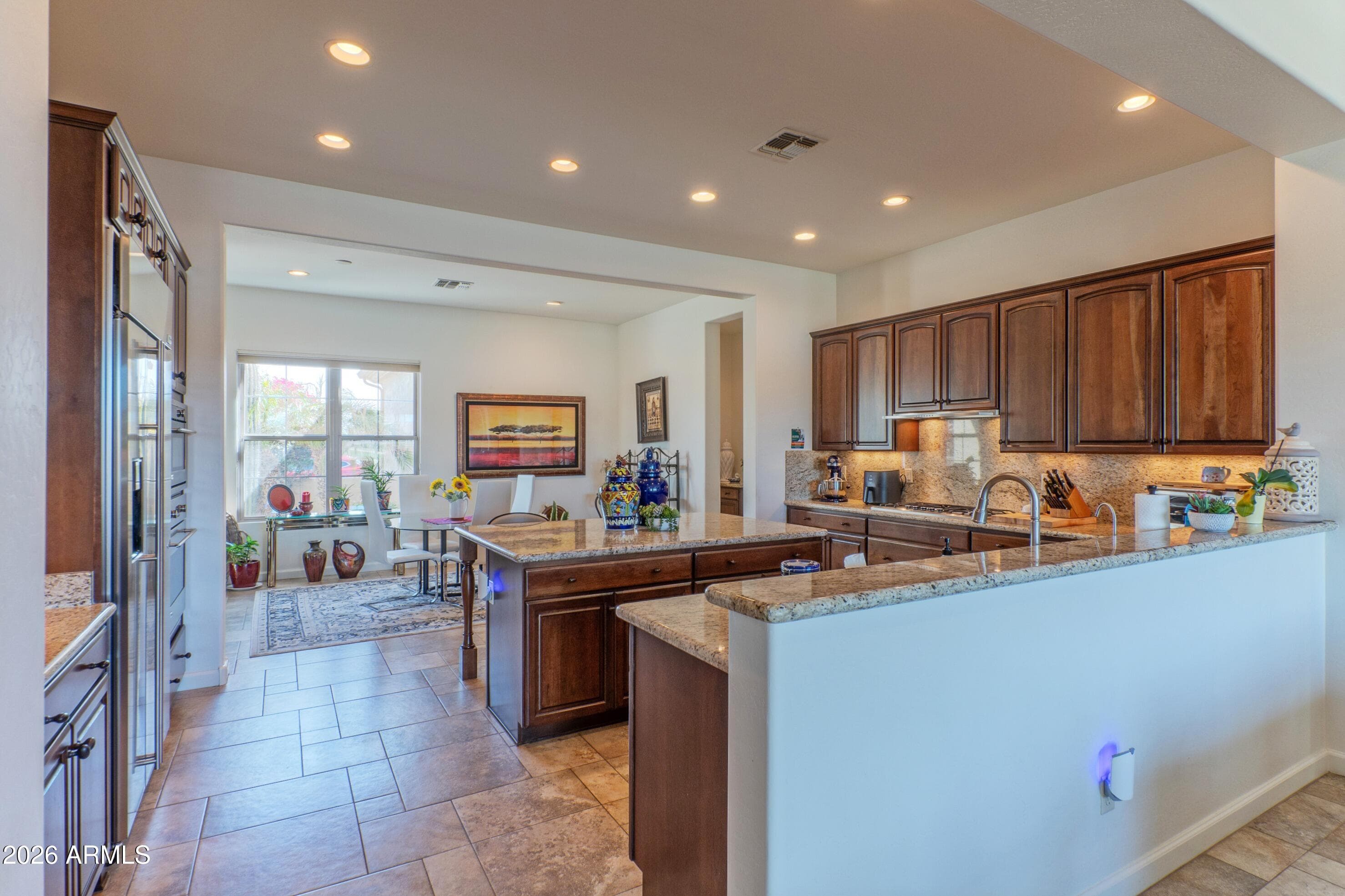 16422 W Berkeley Road — photo 8