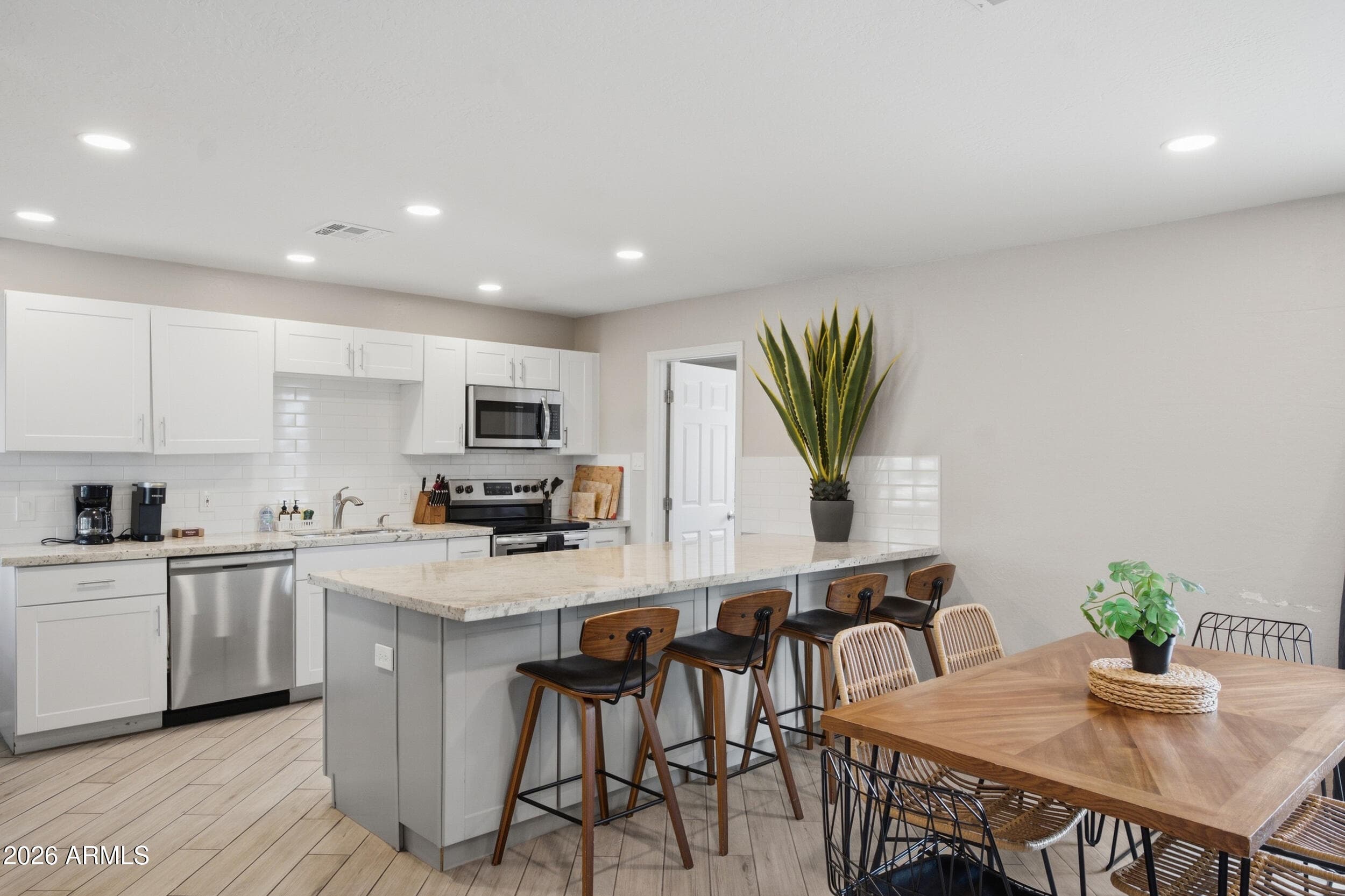 6444 E Sheridan Street — photo 6
