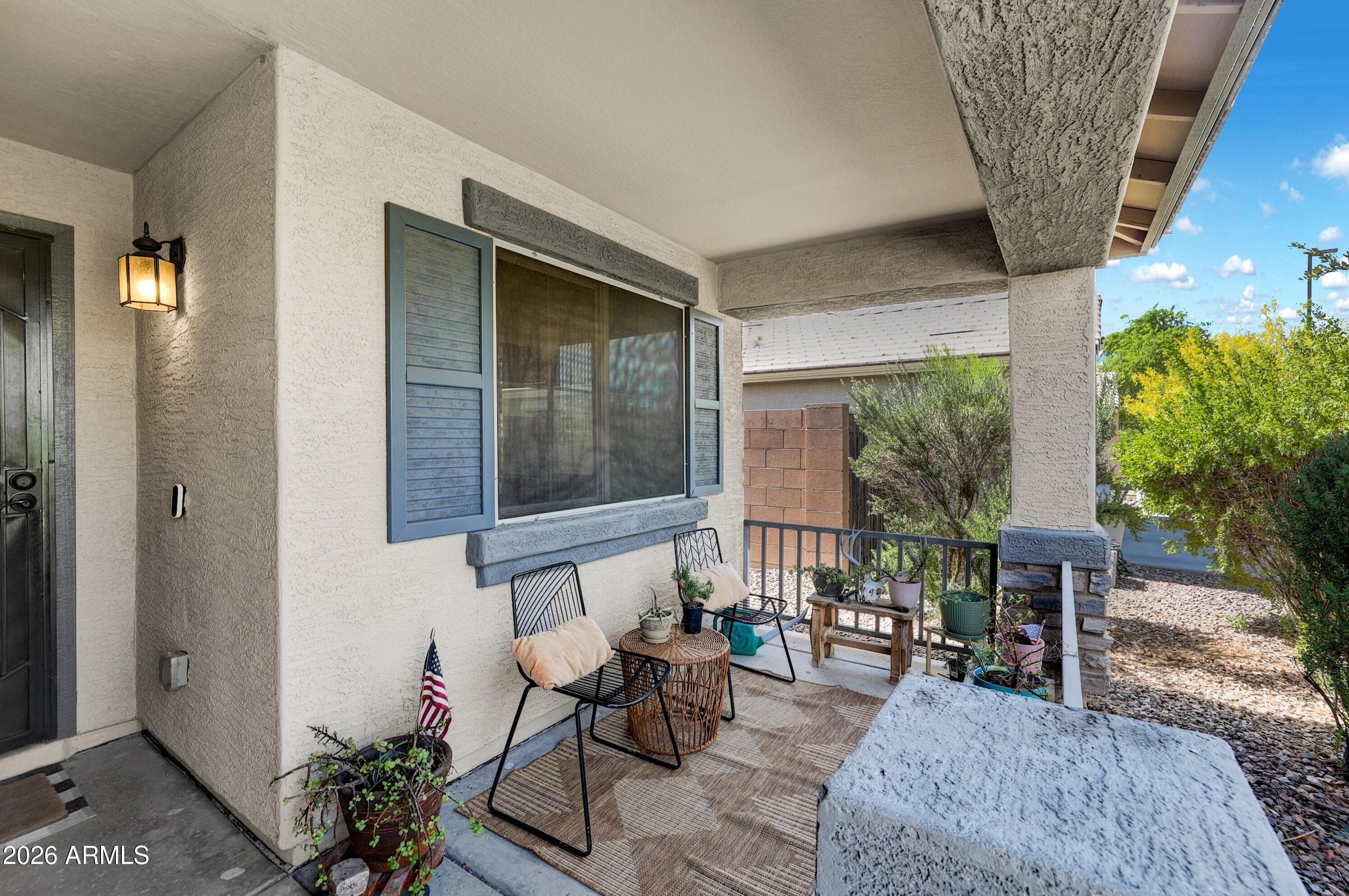2065 E Lindrick Drive — photo 2