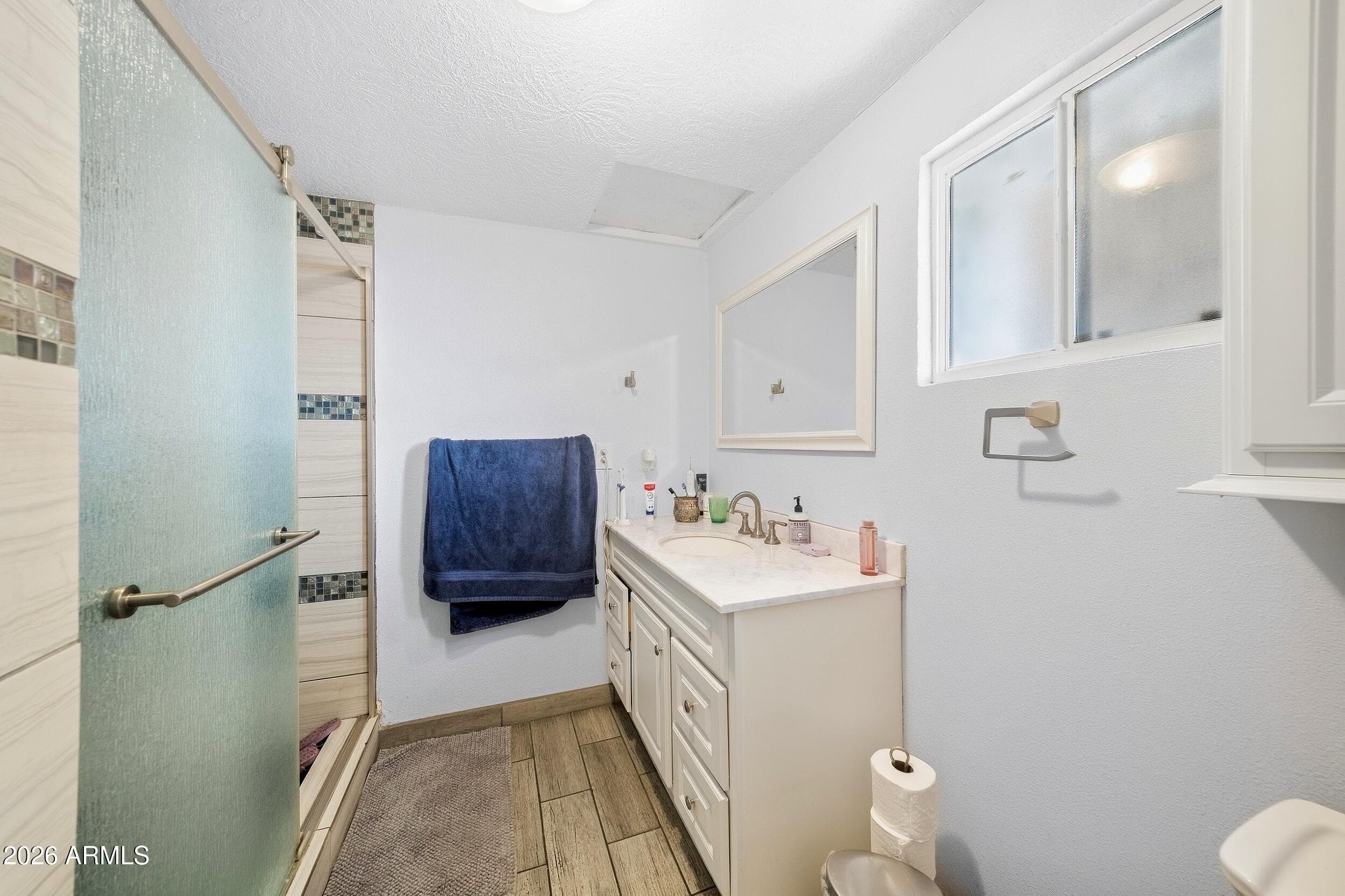 1015 E Moreland Street — photo 8
