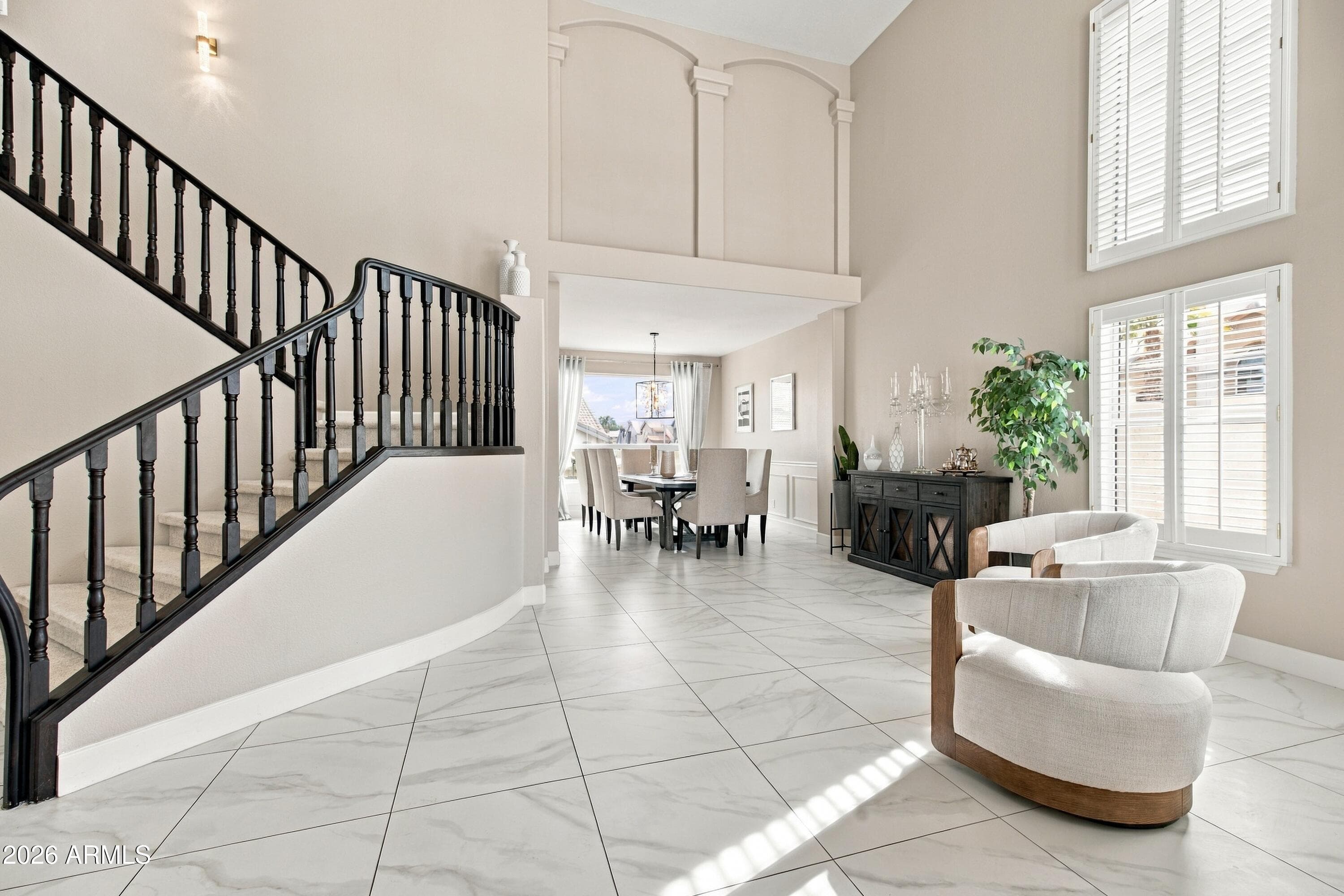 1327 E Hiddenview Drive — photo 5