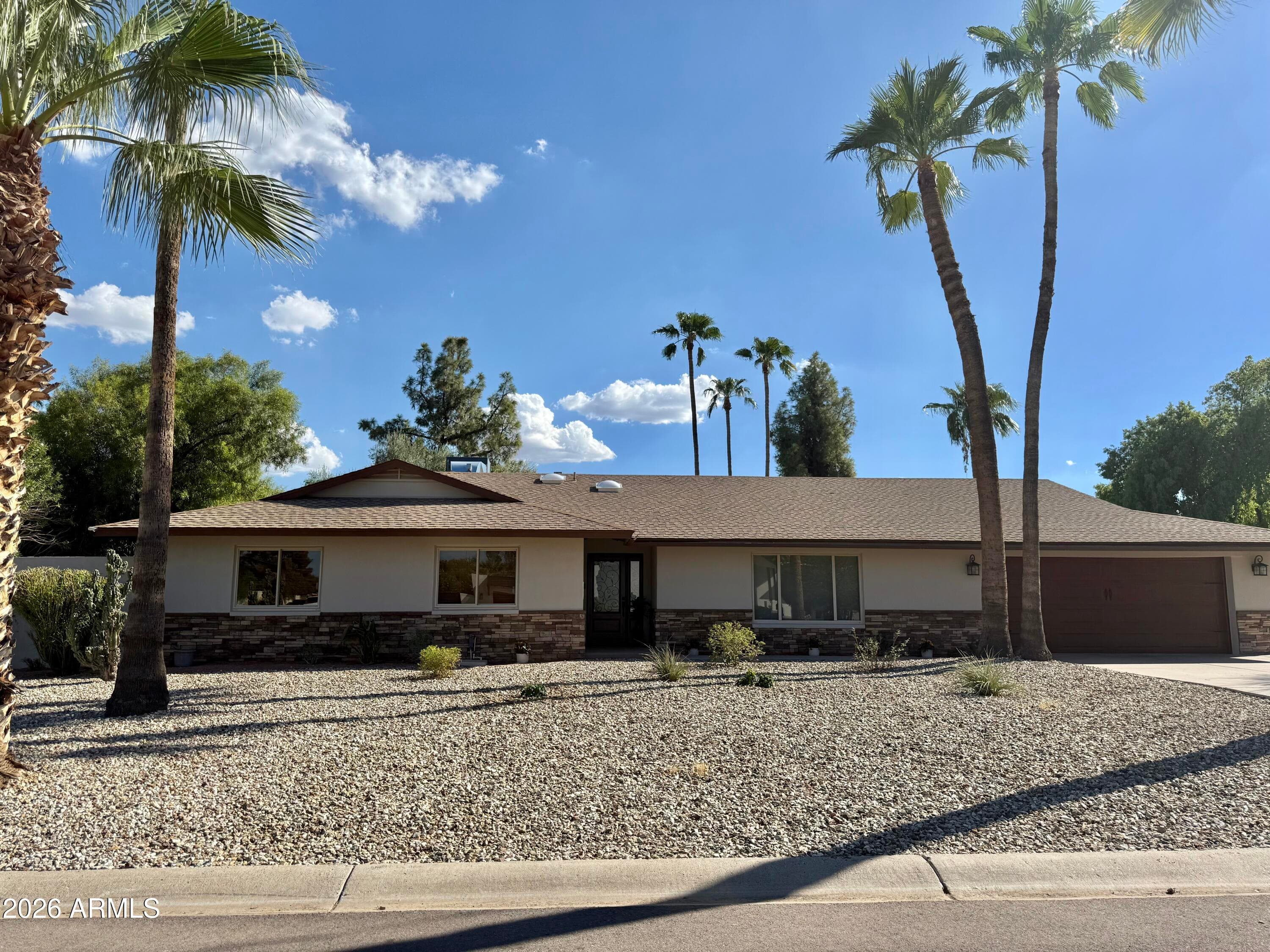 5539 E Corrine Drive