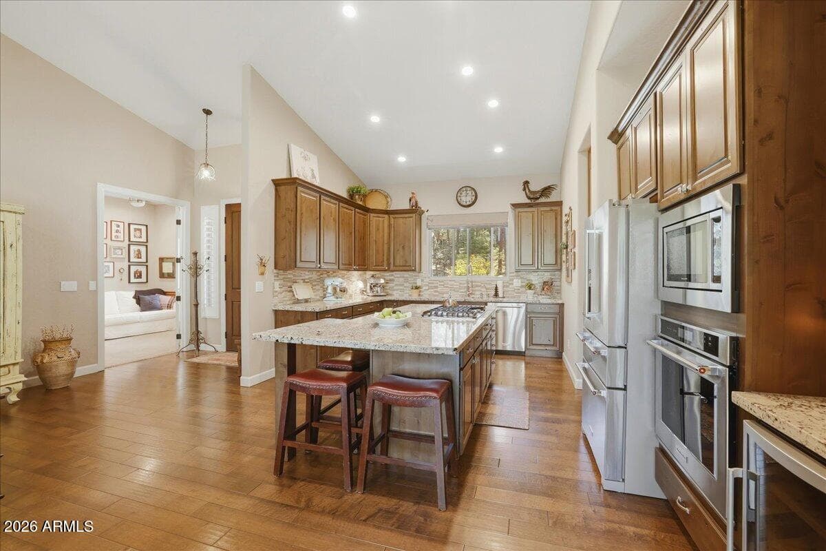 1928 Timber Point W — photo 5