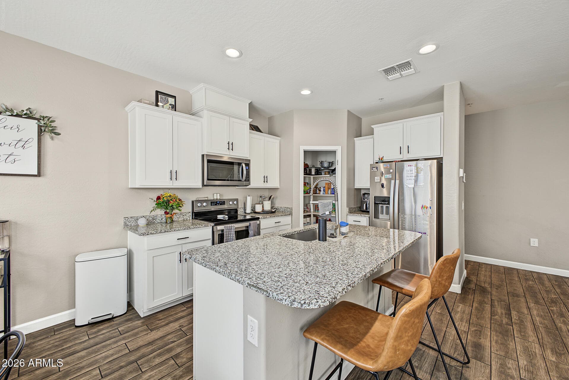 1255 N Arizona Avenue 1122 — photo 7