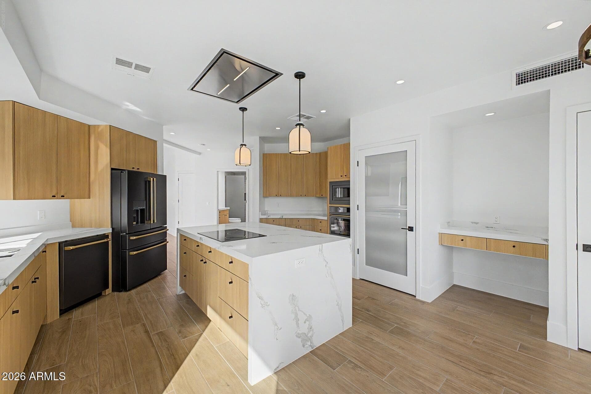 4024 E Paradise Drive — photo 5