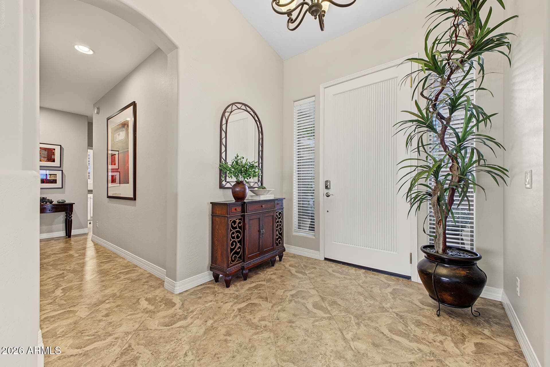 439 W Knight Lane — photo 4