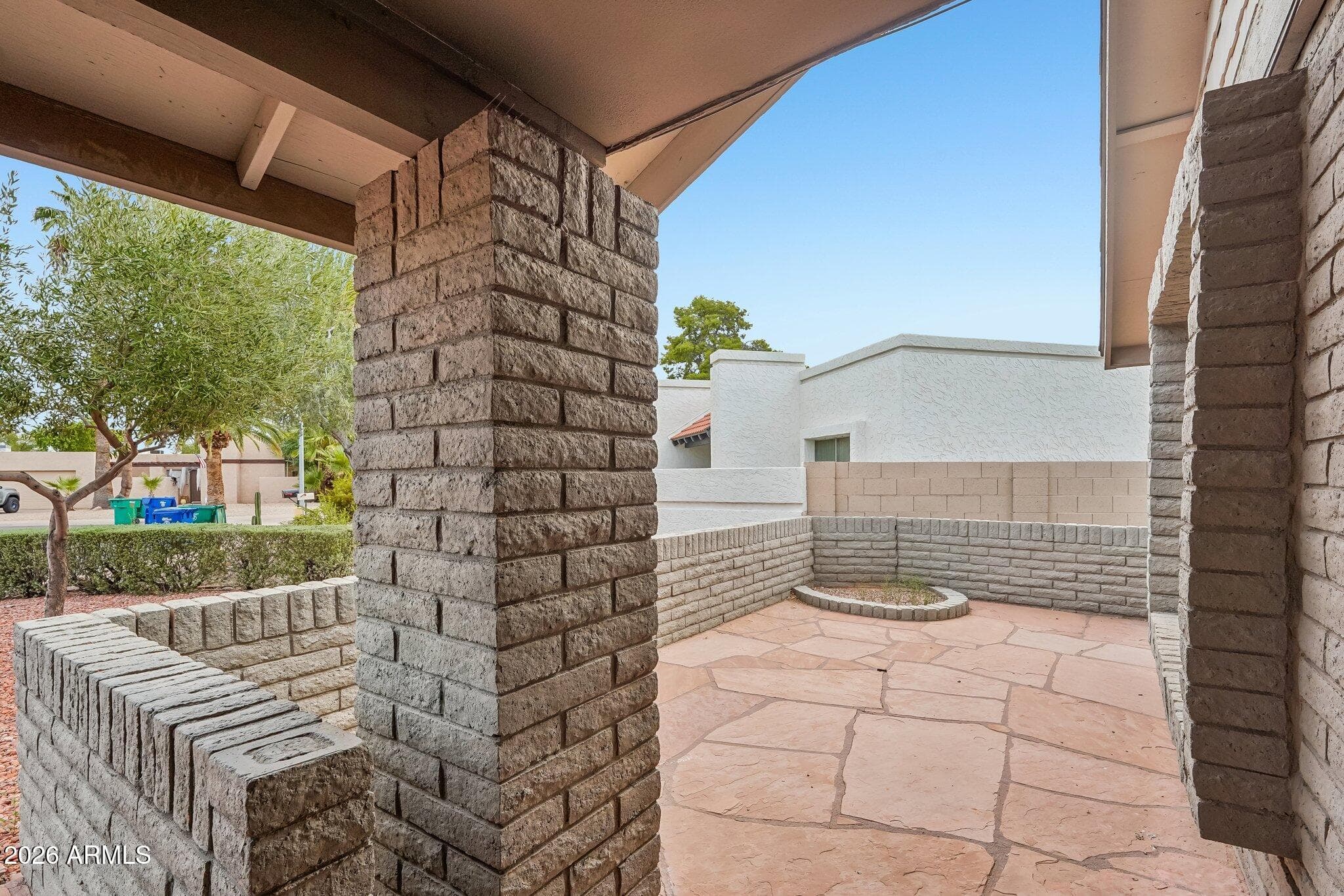 1564 W Irisado Circle — photo 5