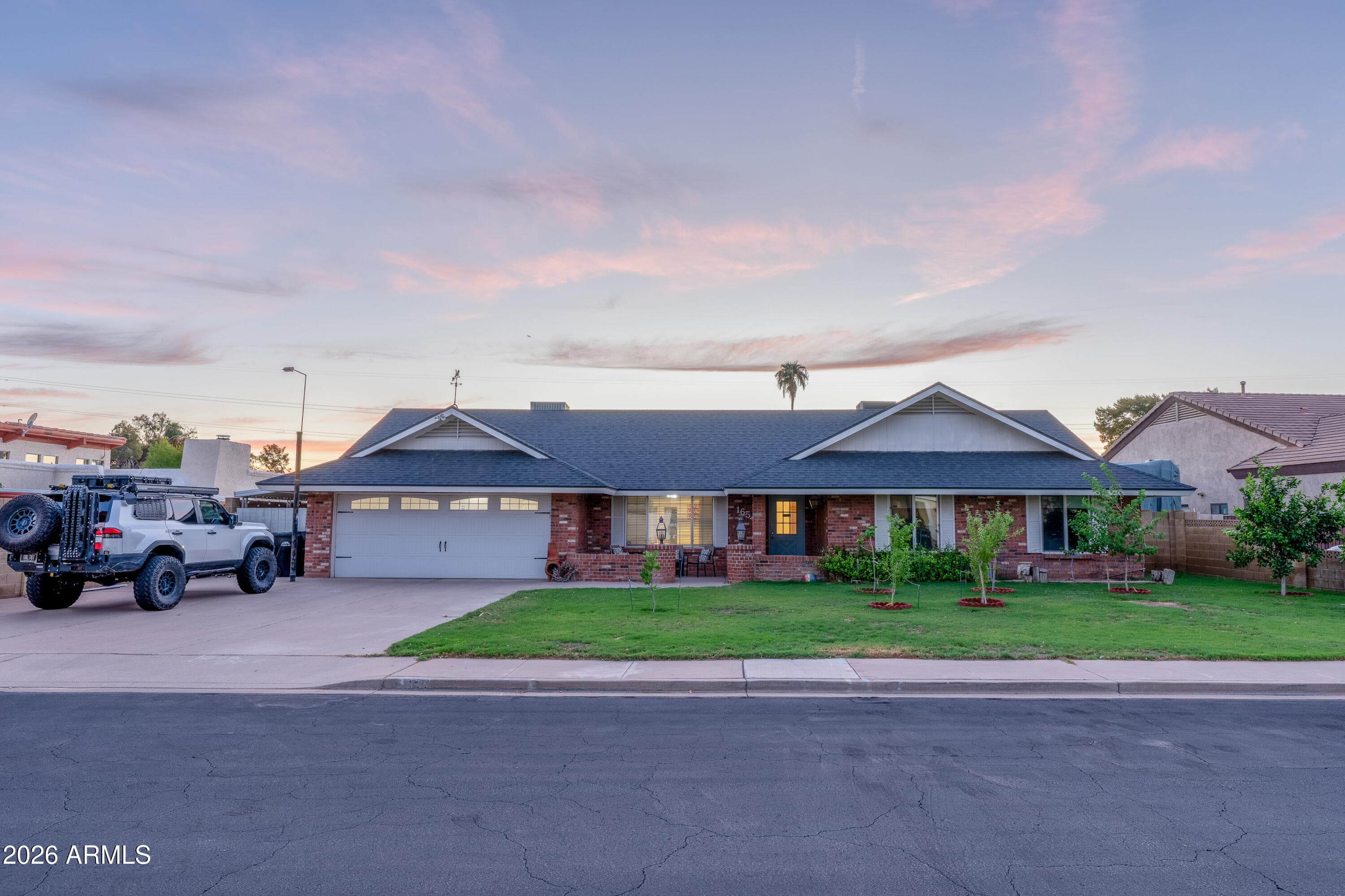 1654 N Barkley