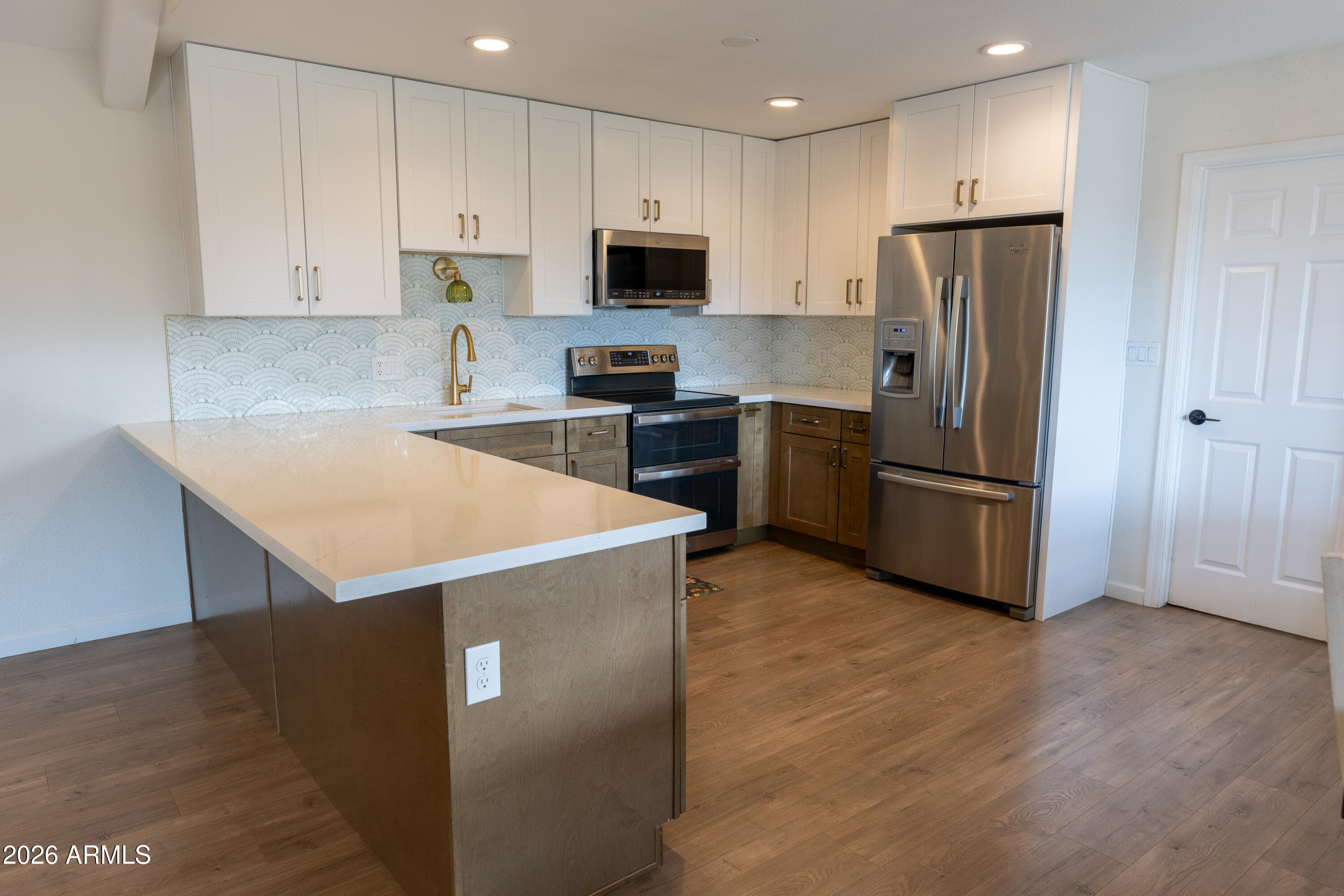 1654 N Barkley — photo 8