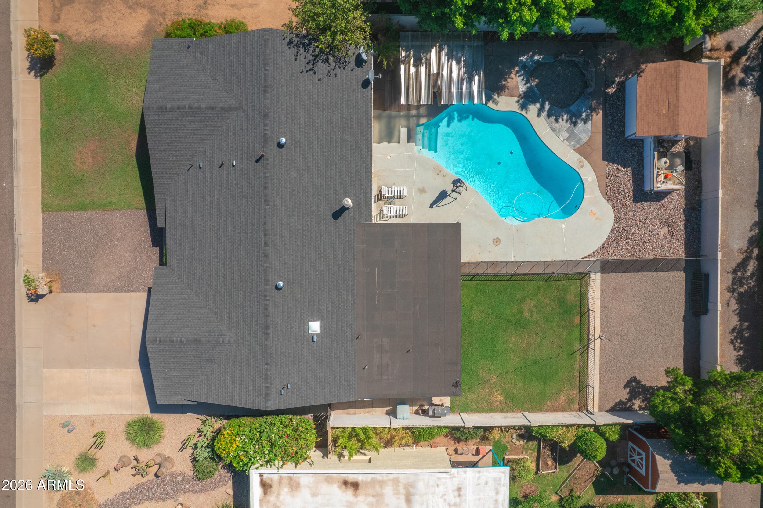 3227 E Corrine Drive — photo 4