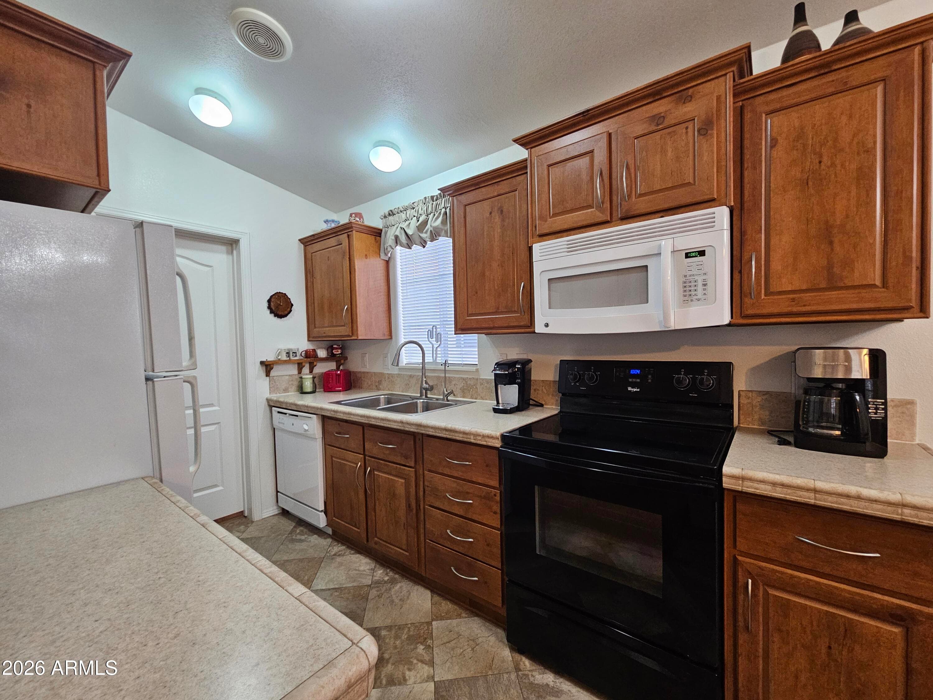 8700 E University Drive 2128 — photo 3