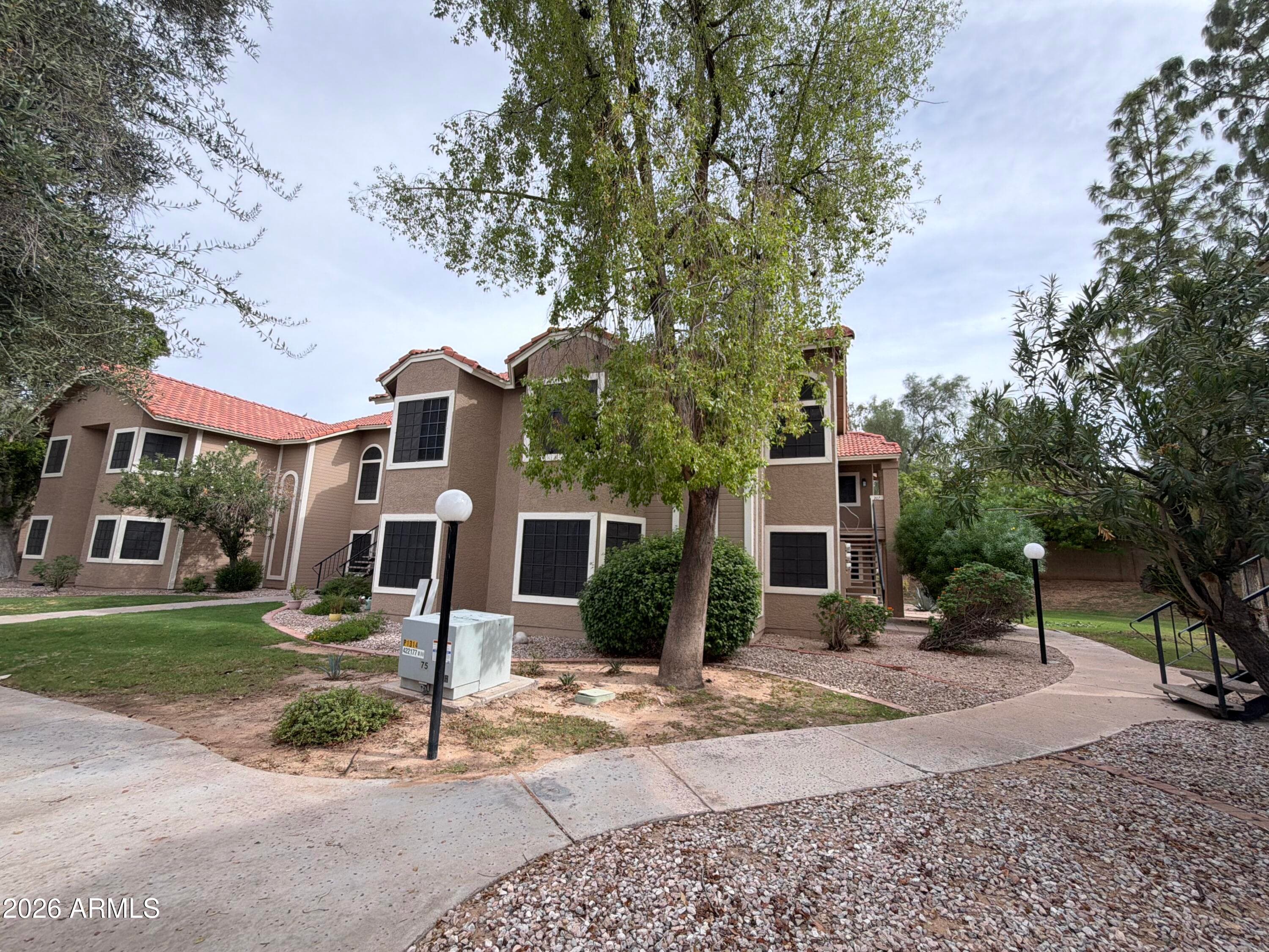 5230 E Brown Road 207