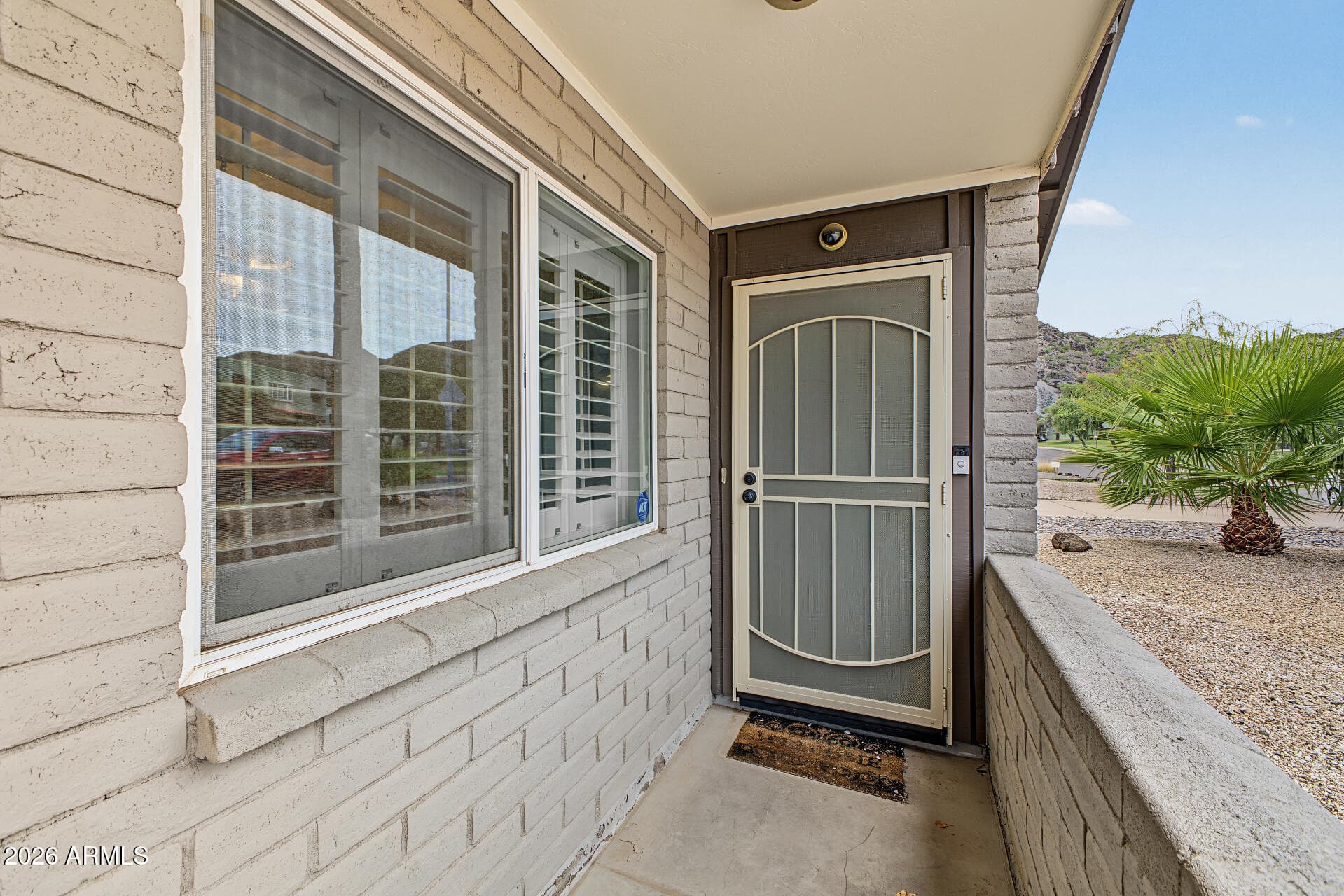 817 E Cheryl Drive — photo 4