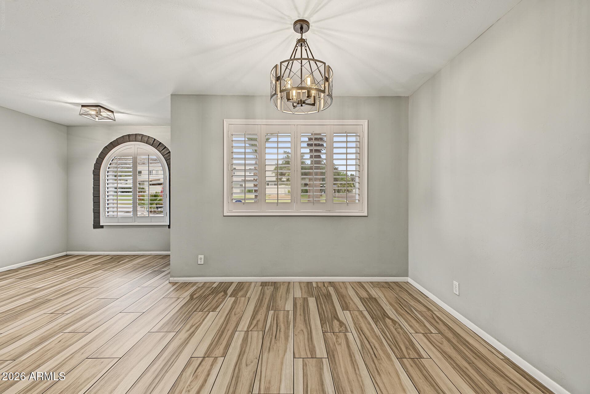 817 E Cheryl Drive — photo 8