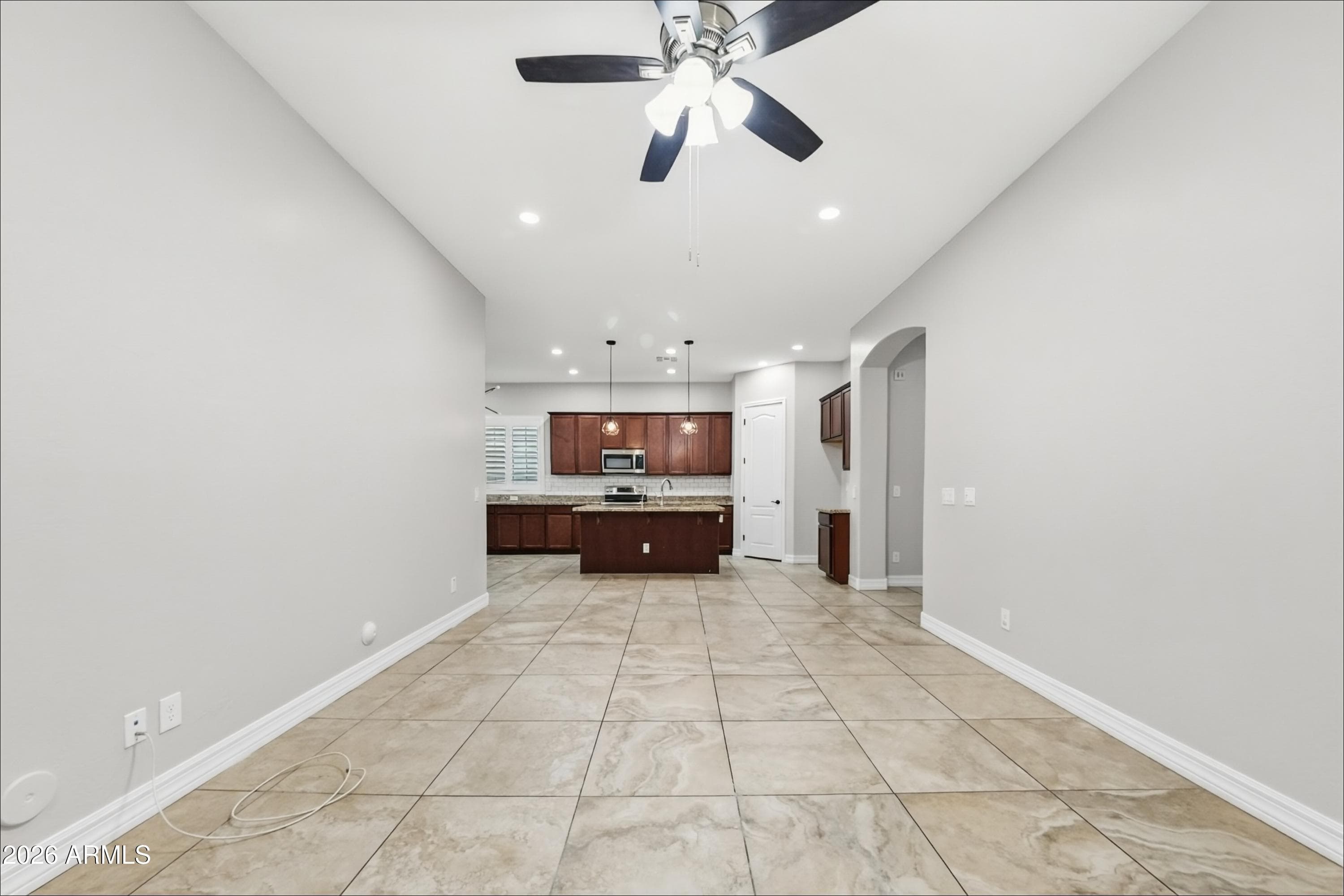 2913 E Ebony Drive — photo 2