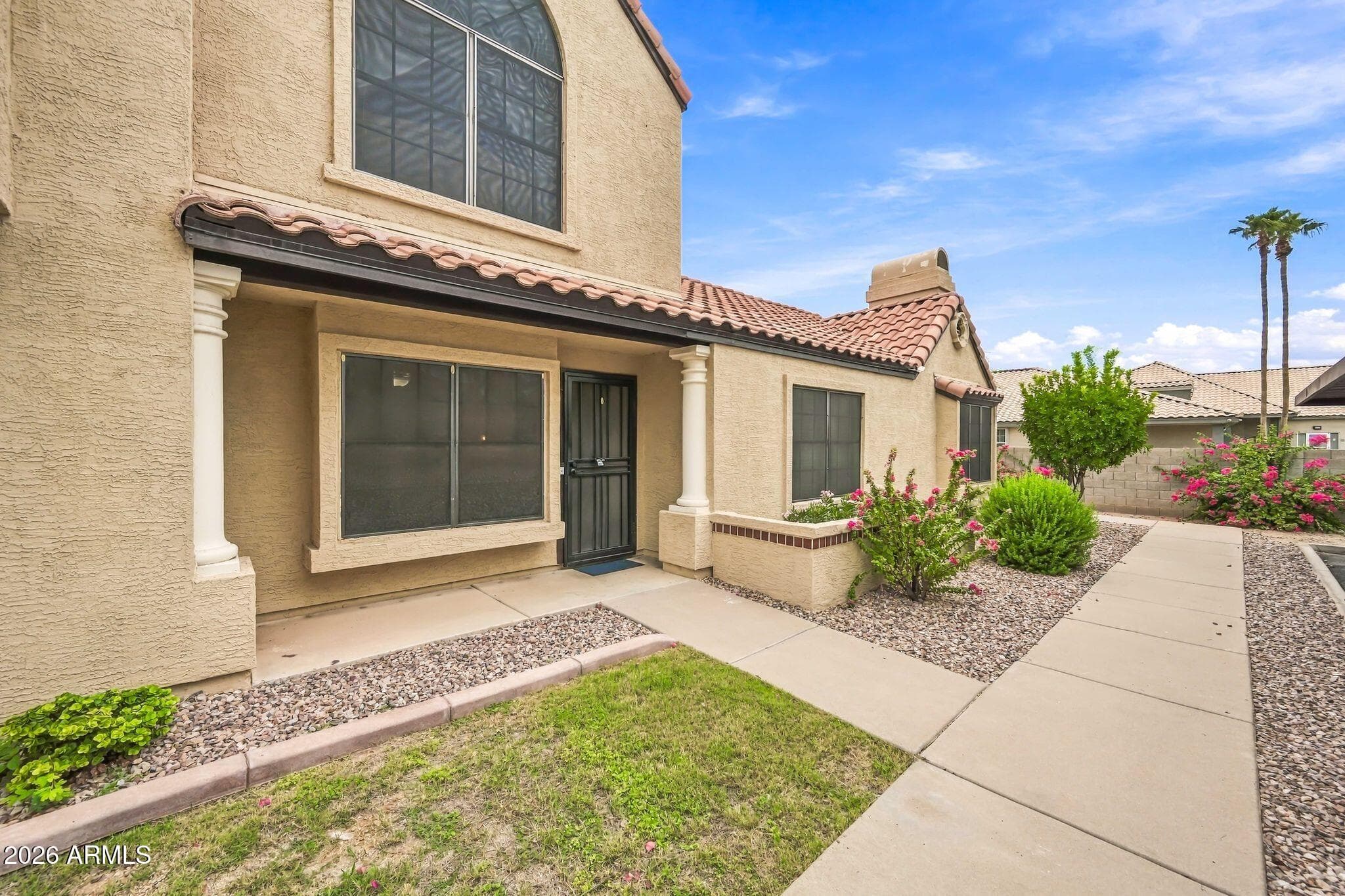 921 W University Drive 1083 — photo 2