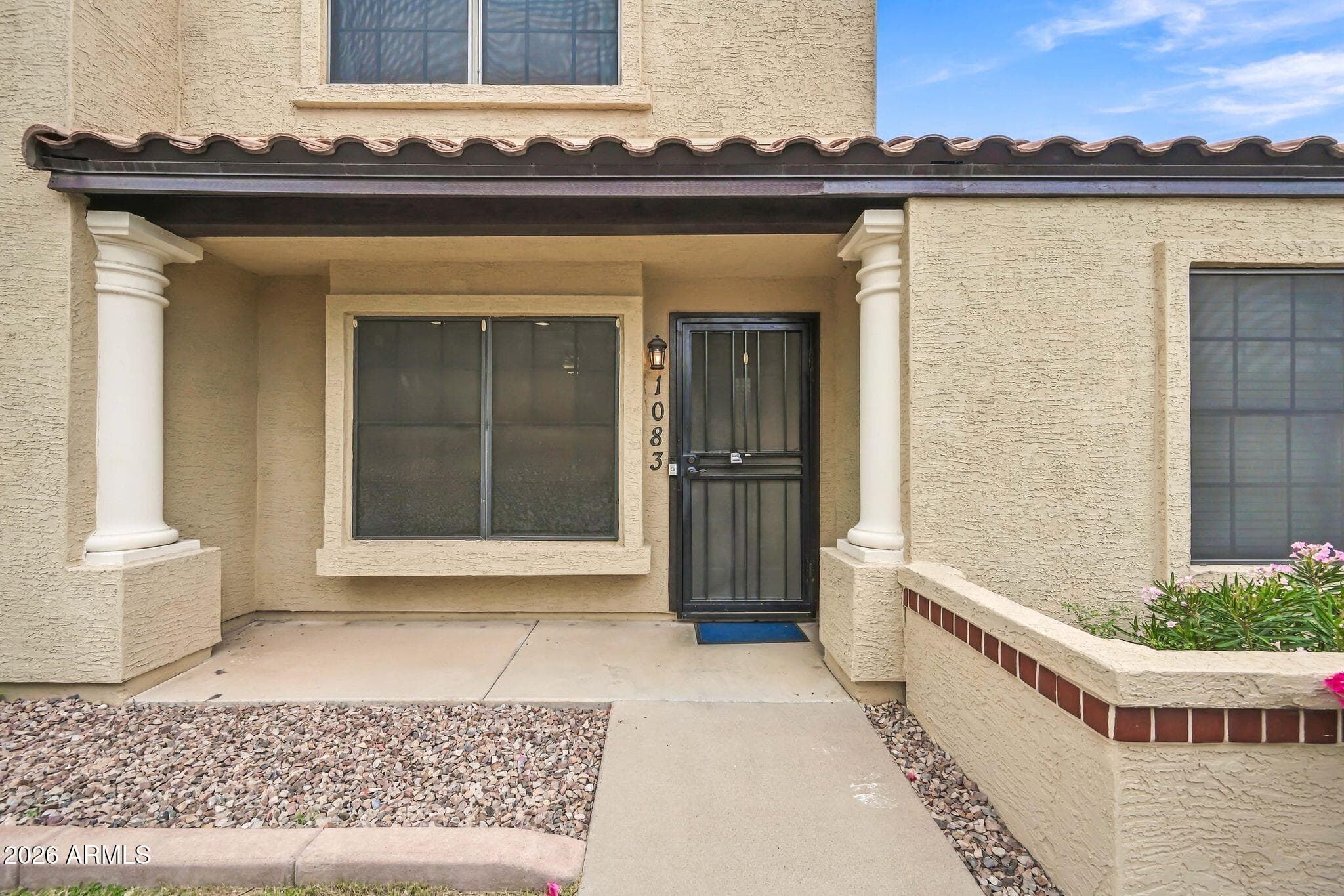 921 W University Drive 1083 — photo 3