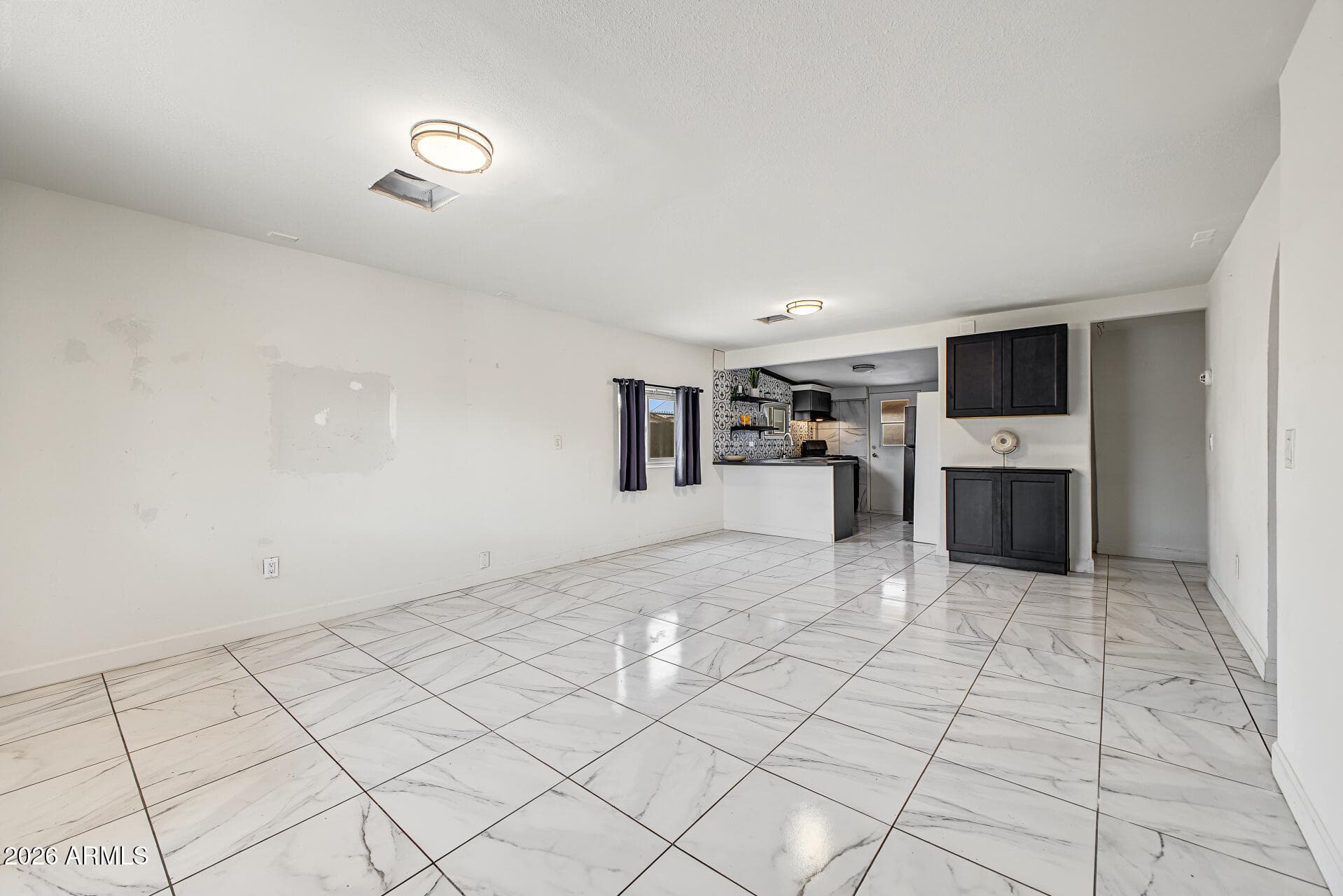 2418 E Mobile Lane — photo 4