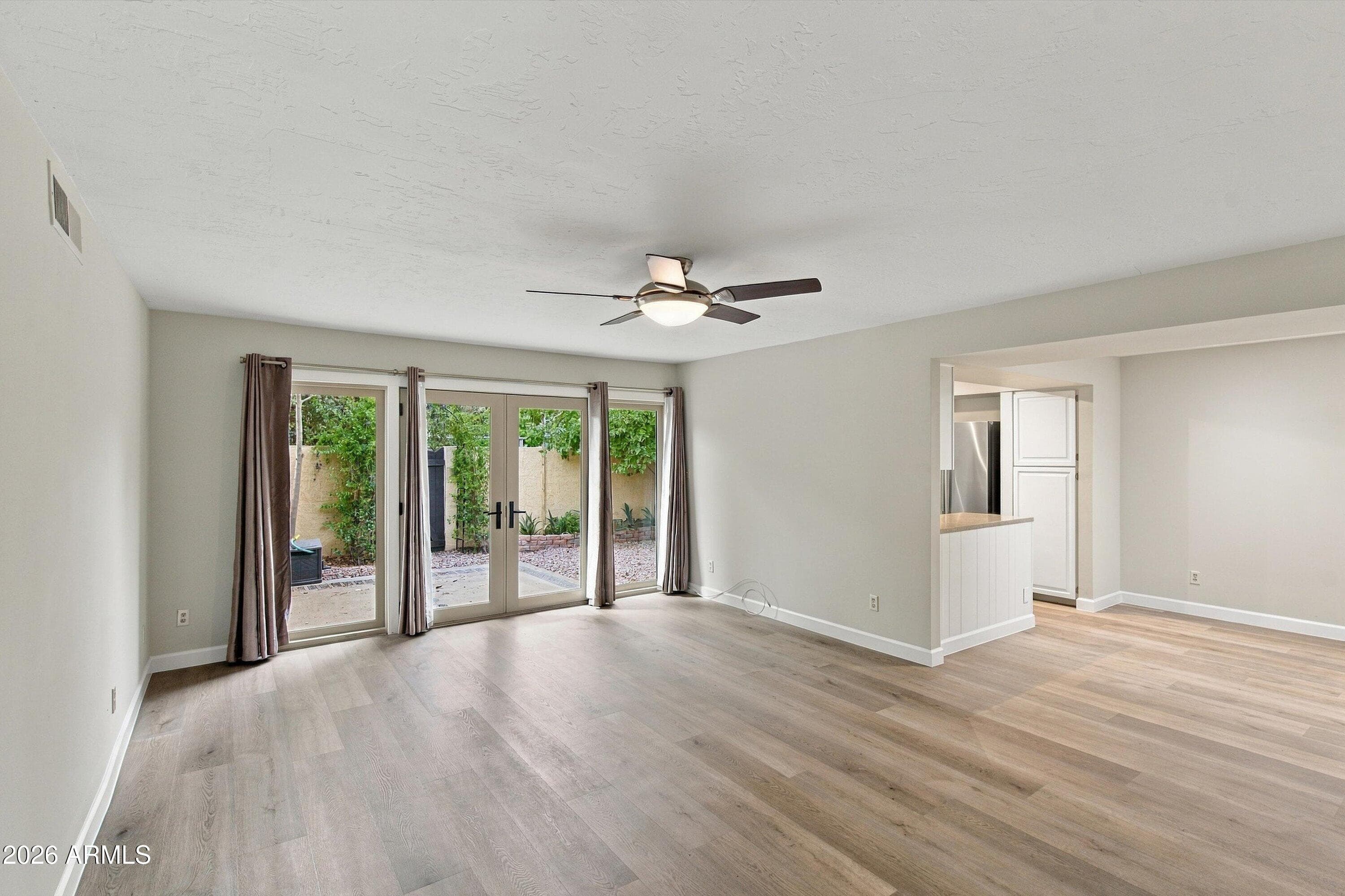 6226 N 22nd Drive — photo 4