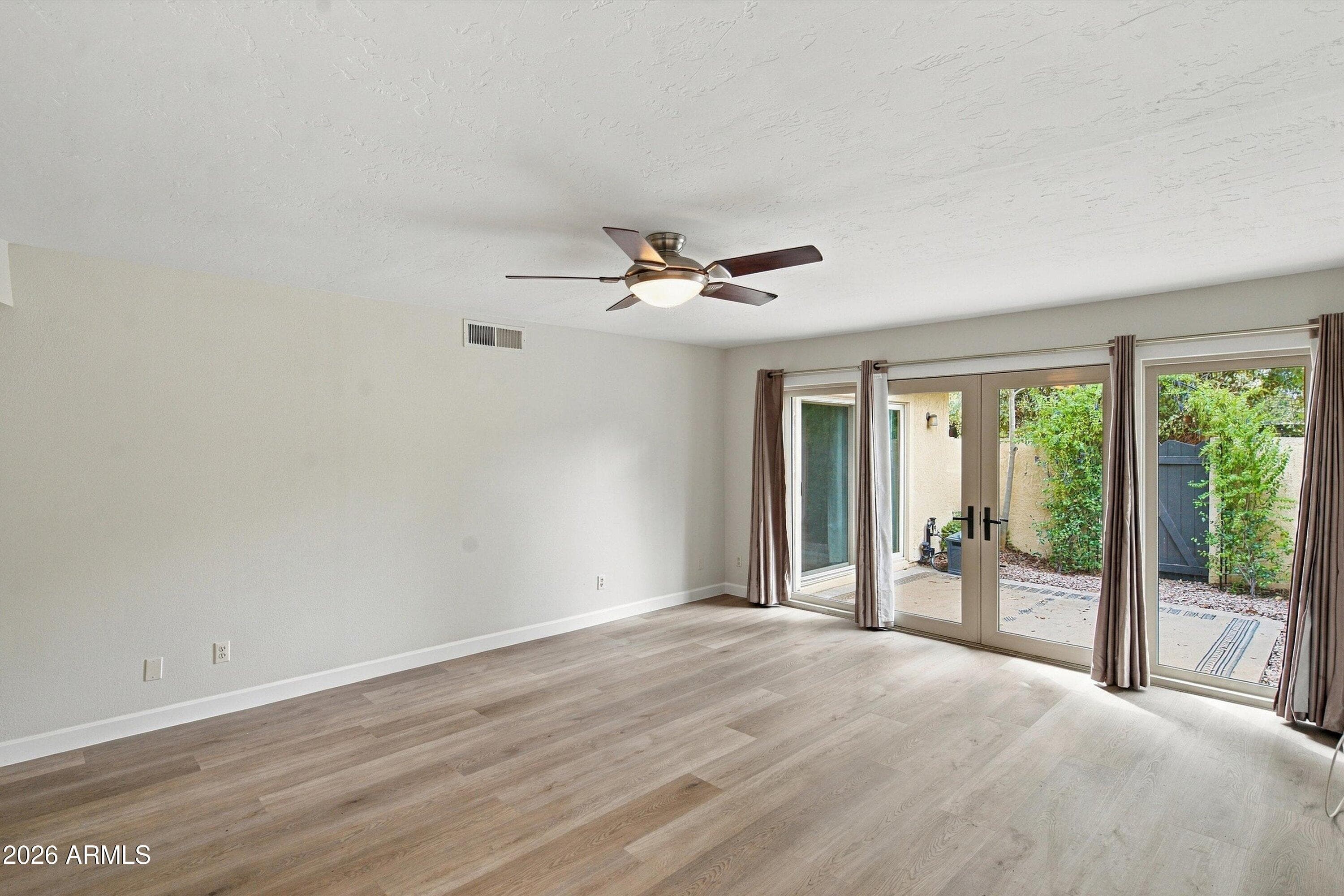 6226 N 22nd Drive — photo 6