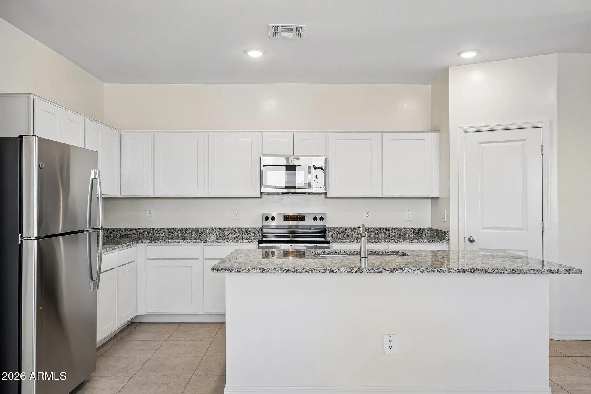 4654 N Grace Lane — photo 8