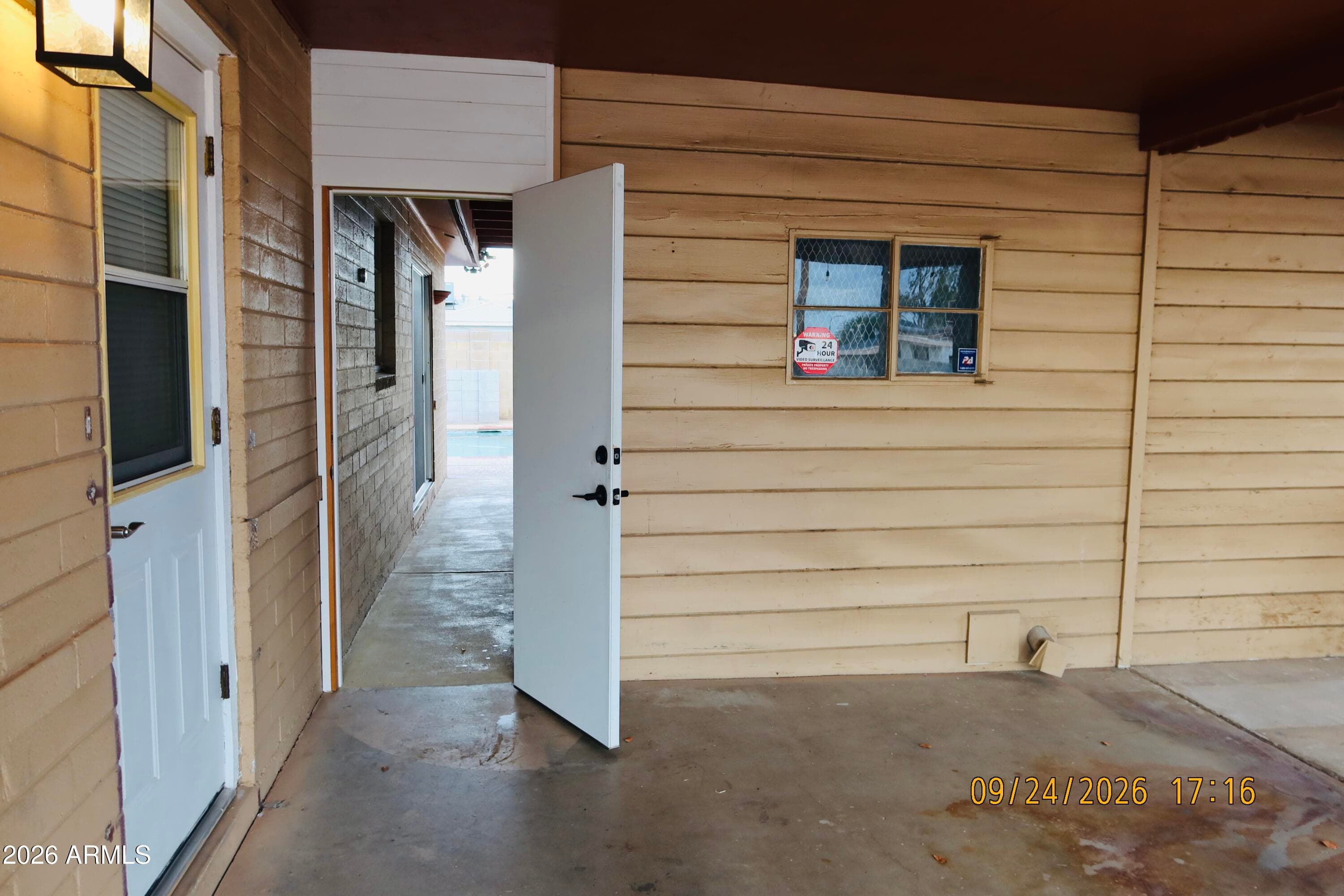 1711 N 33rd Place — photo 4