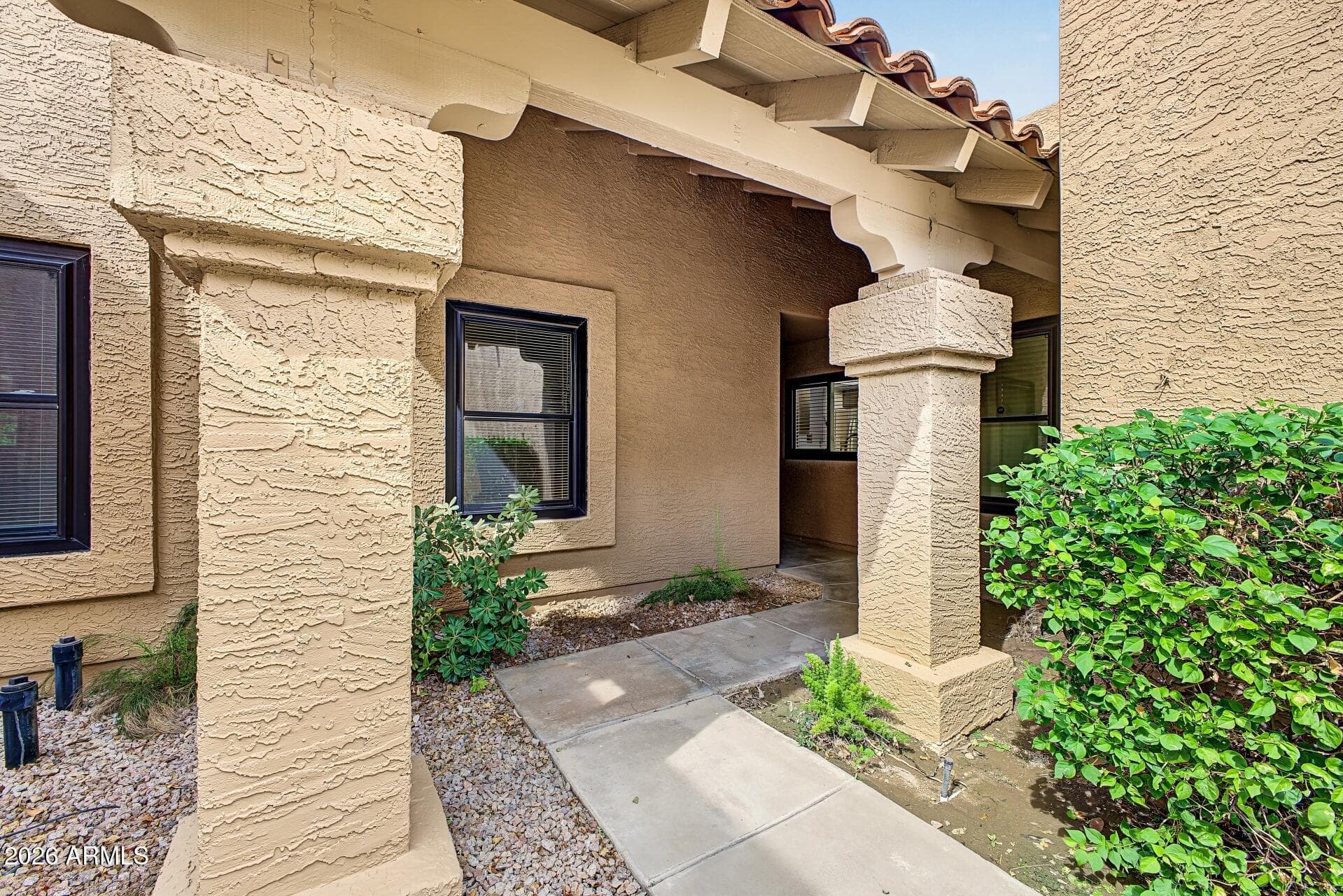 9083 E Winchcomb Drive — photo 4