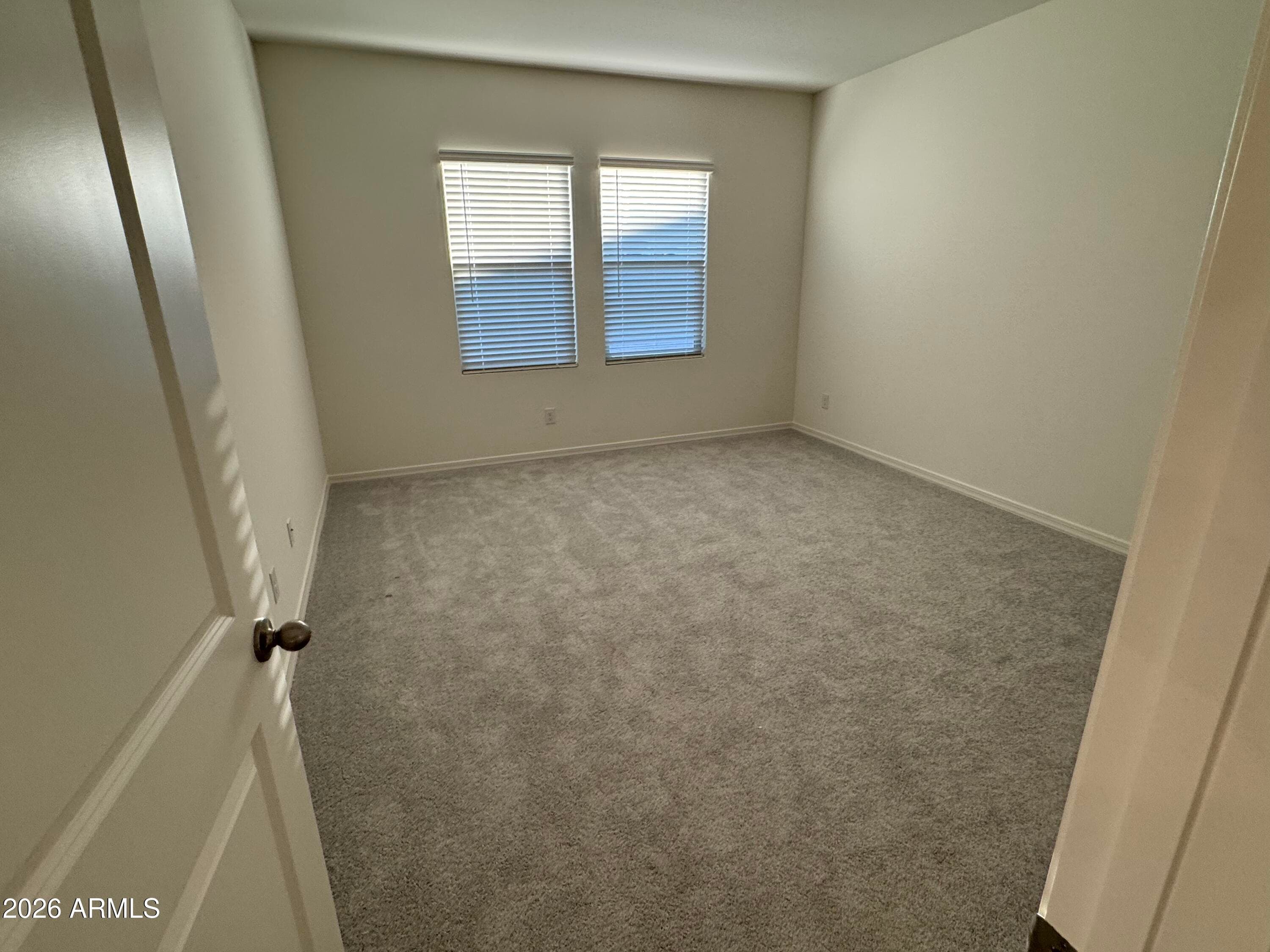 10223 W Devonshire Avenue — photo 4