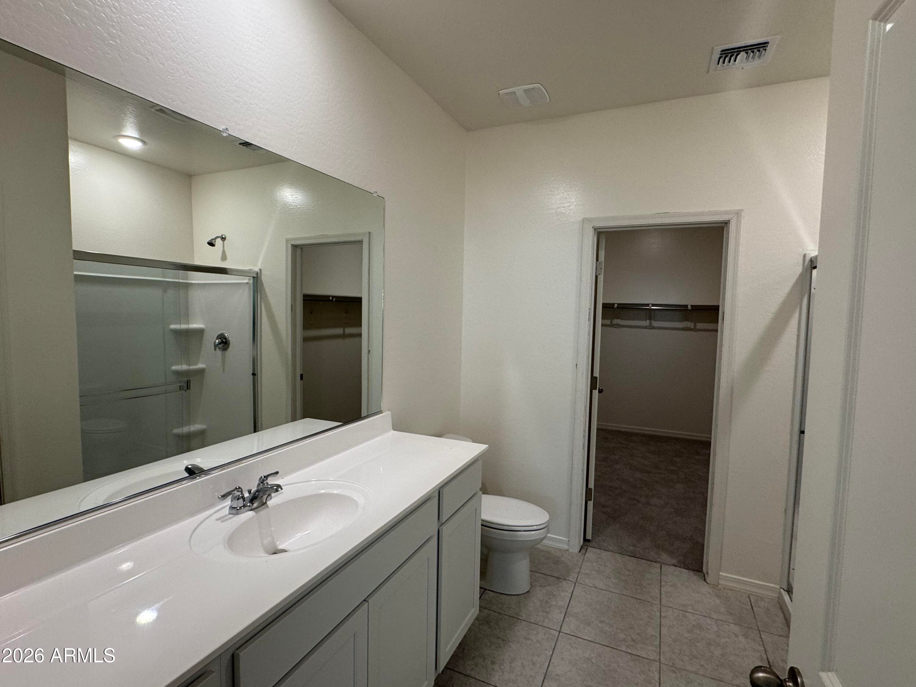 10223 W Devonshire Avenue — photo 5