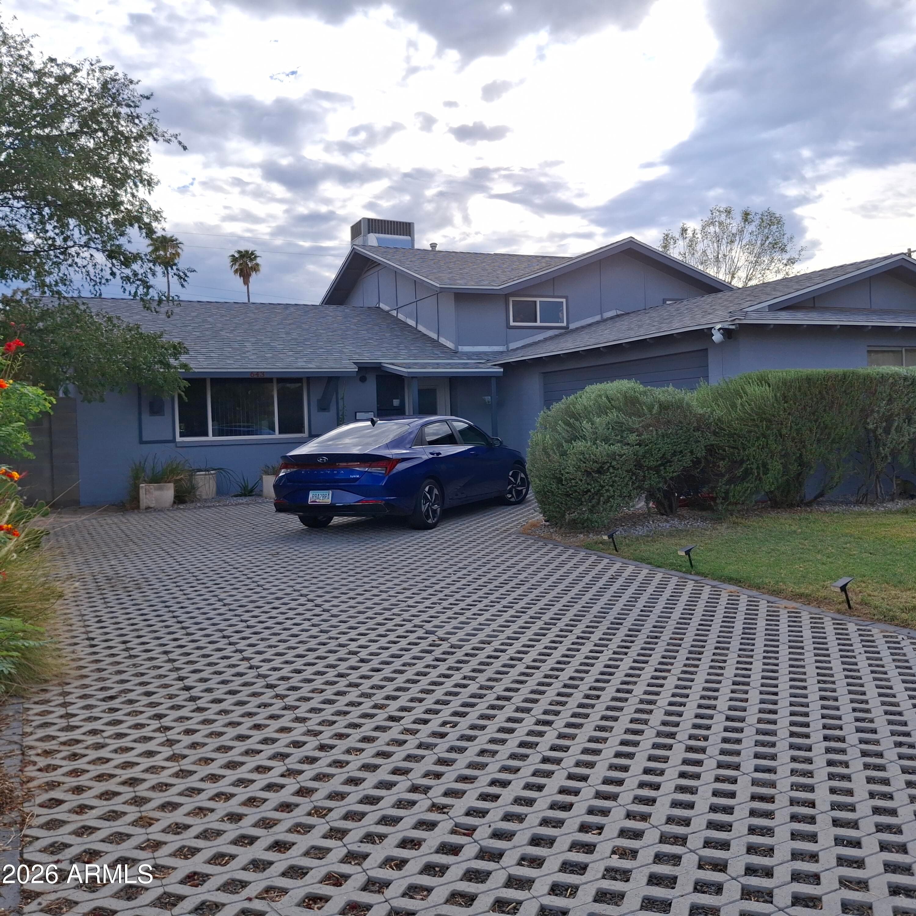 643 E Wesleyan Drive — photo 2