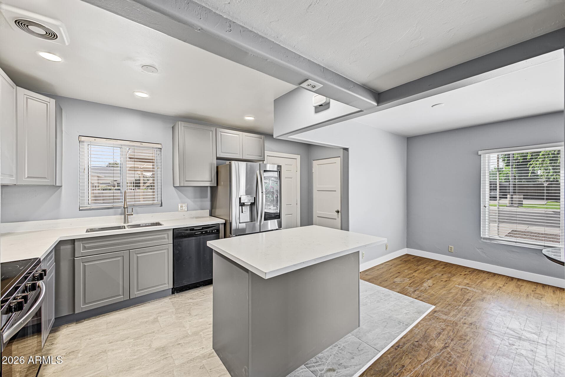 851 N Country Club Drive, Mesa, Arizona
