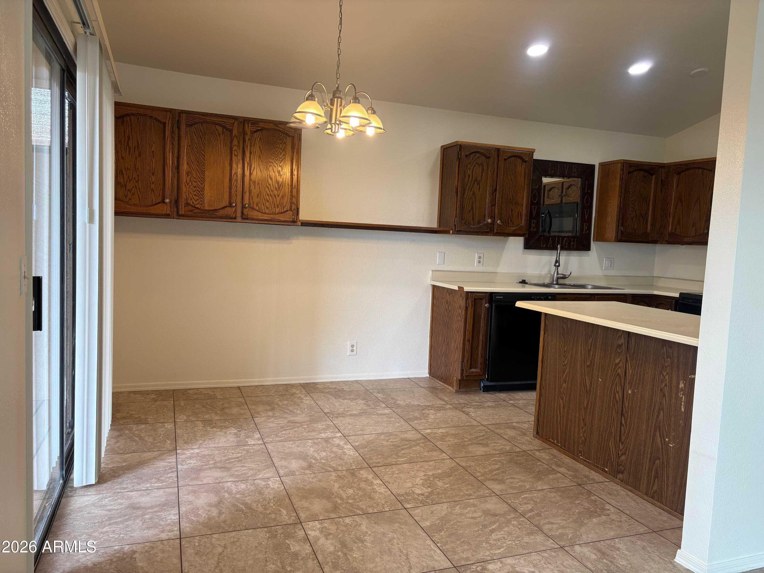 921 S Val Vista Drive 36 — photo 8
