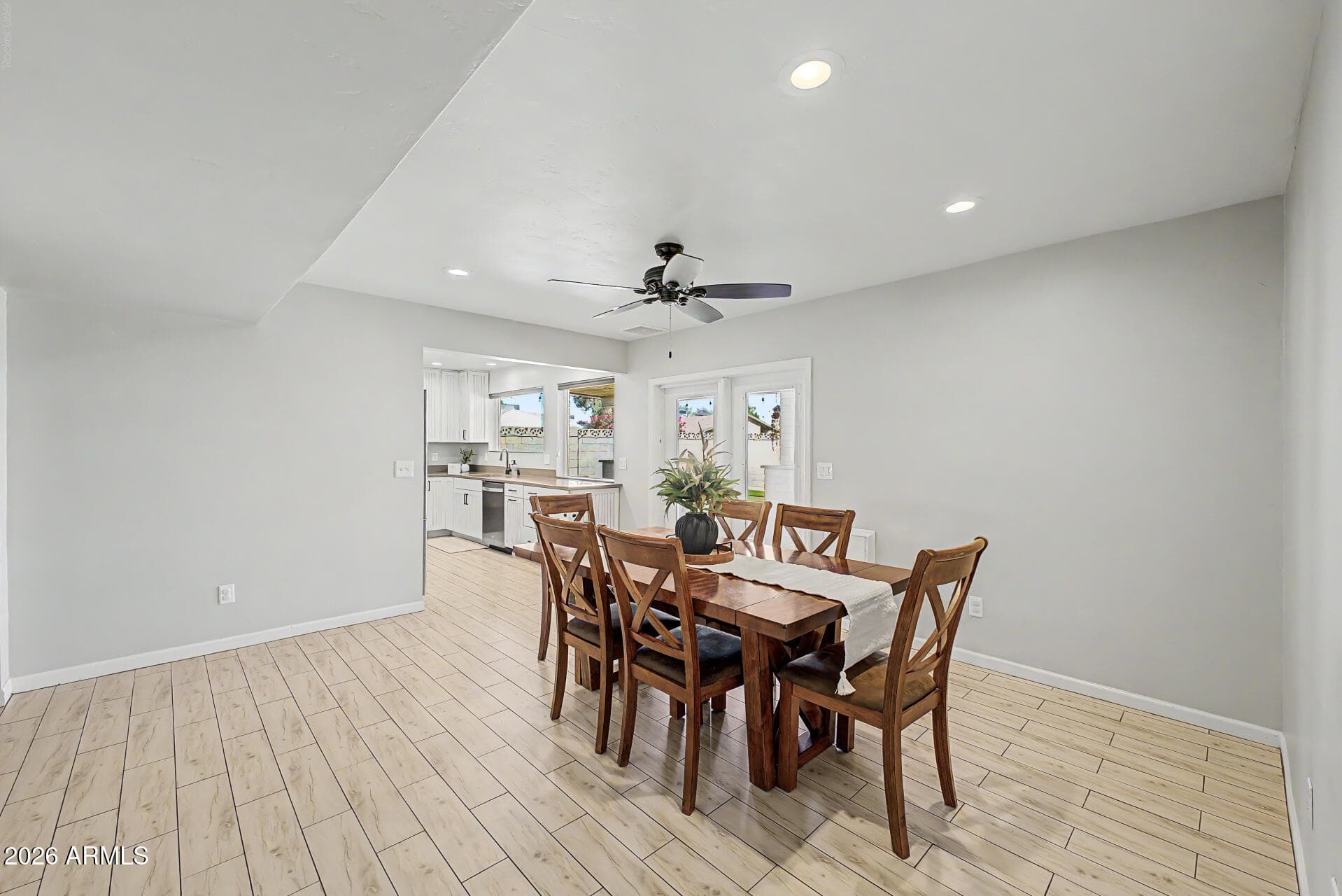 1421 W Impala Avenue — photo 7