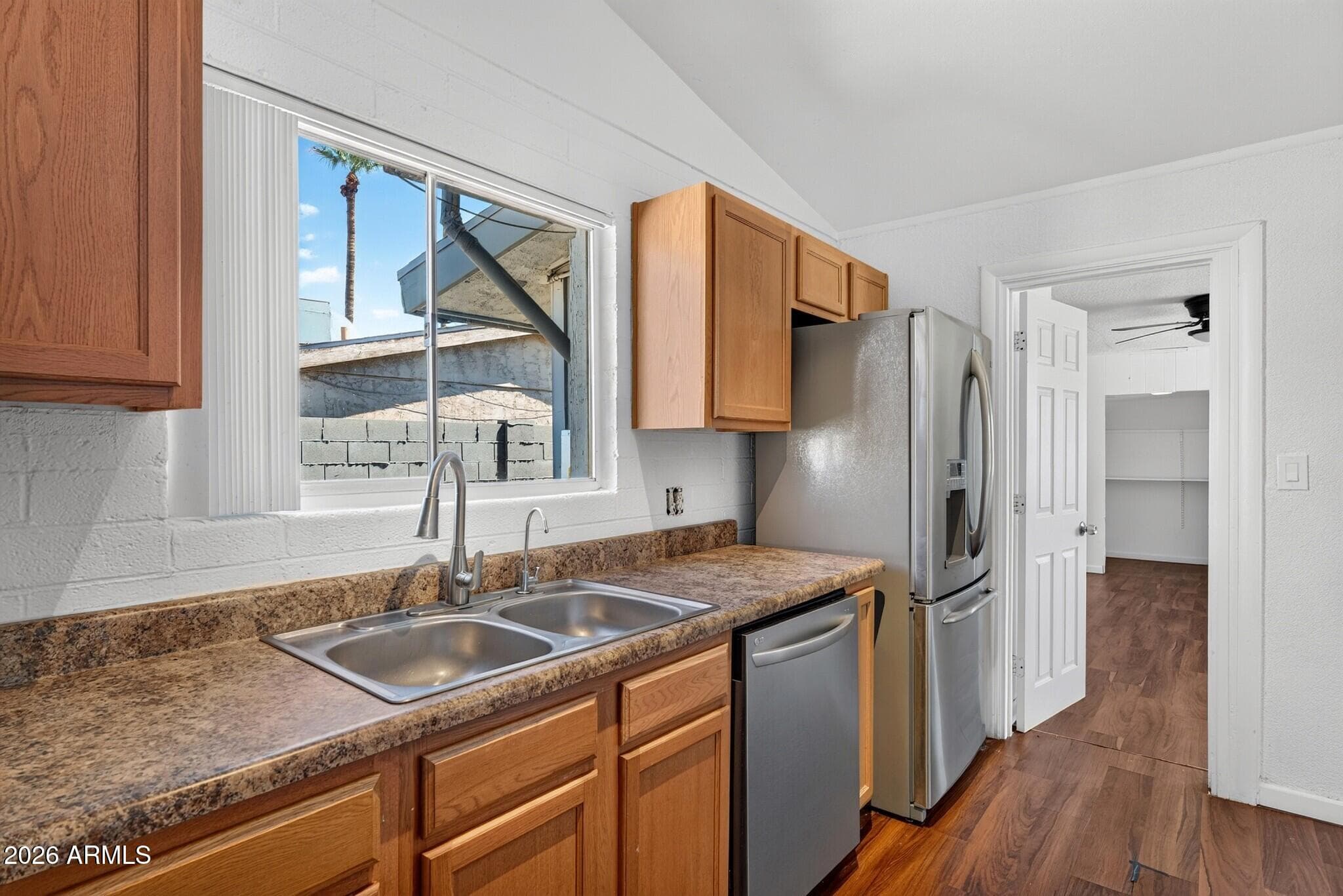3842 W Butler Drive — photo 2