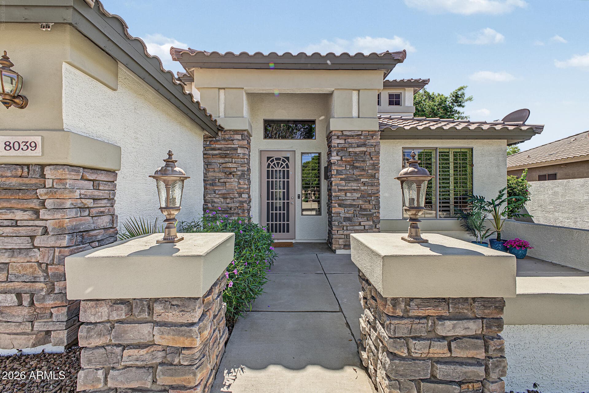 8039 W Foothill Drive — photo 5