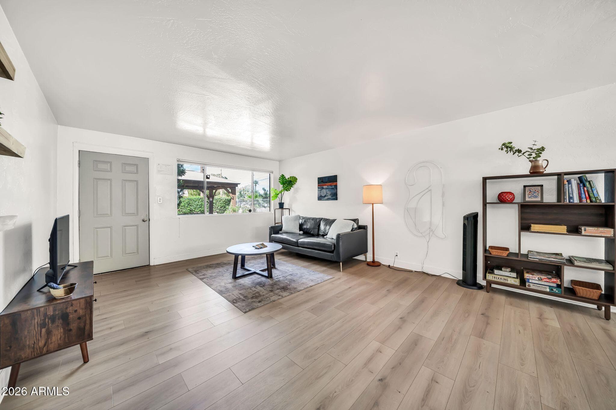 1111 E Turney Avenue 3 — photo 2