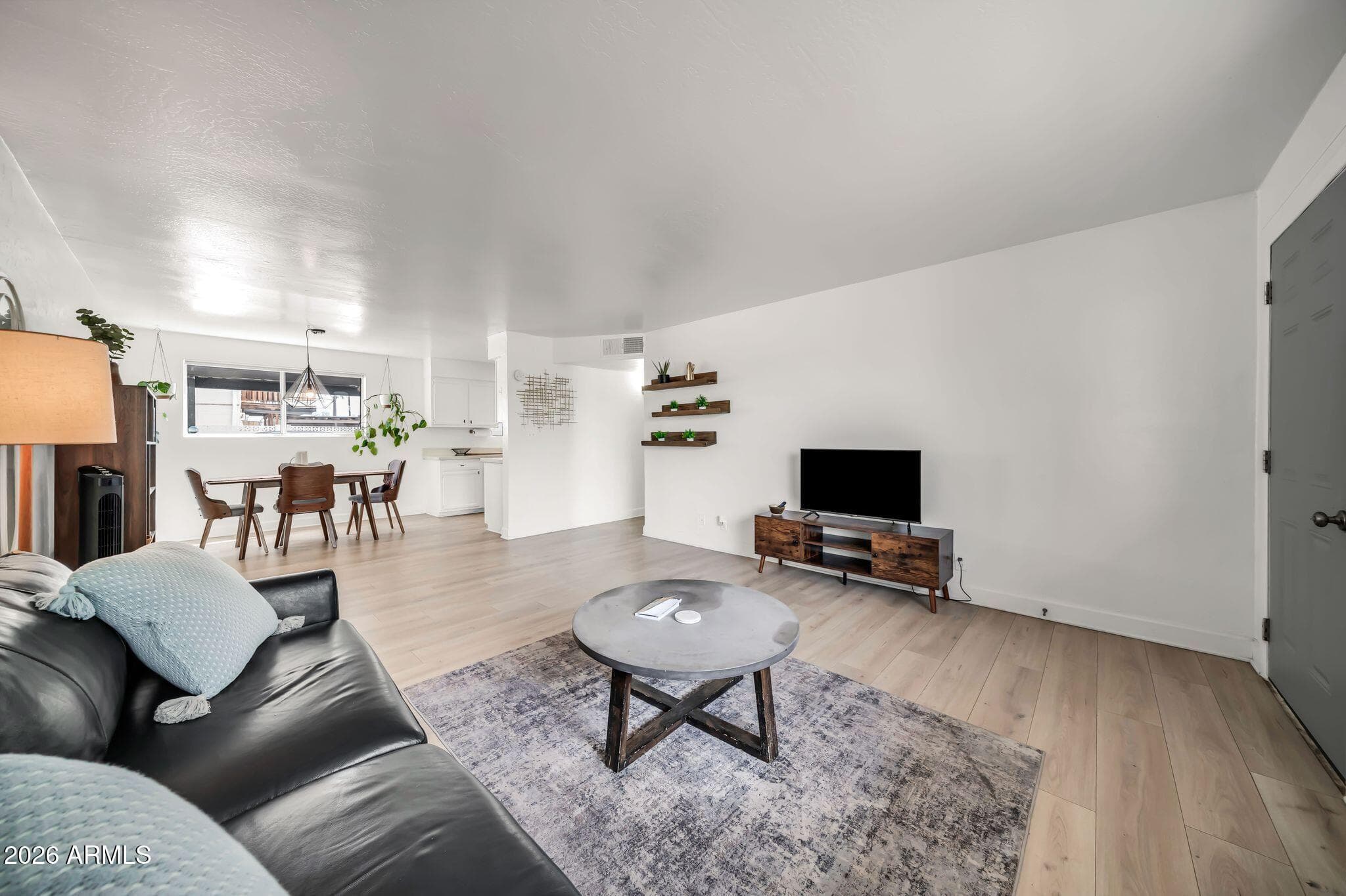 1111 E Turney Avenue 3 — photo 5