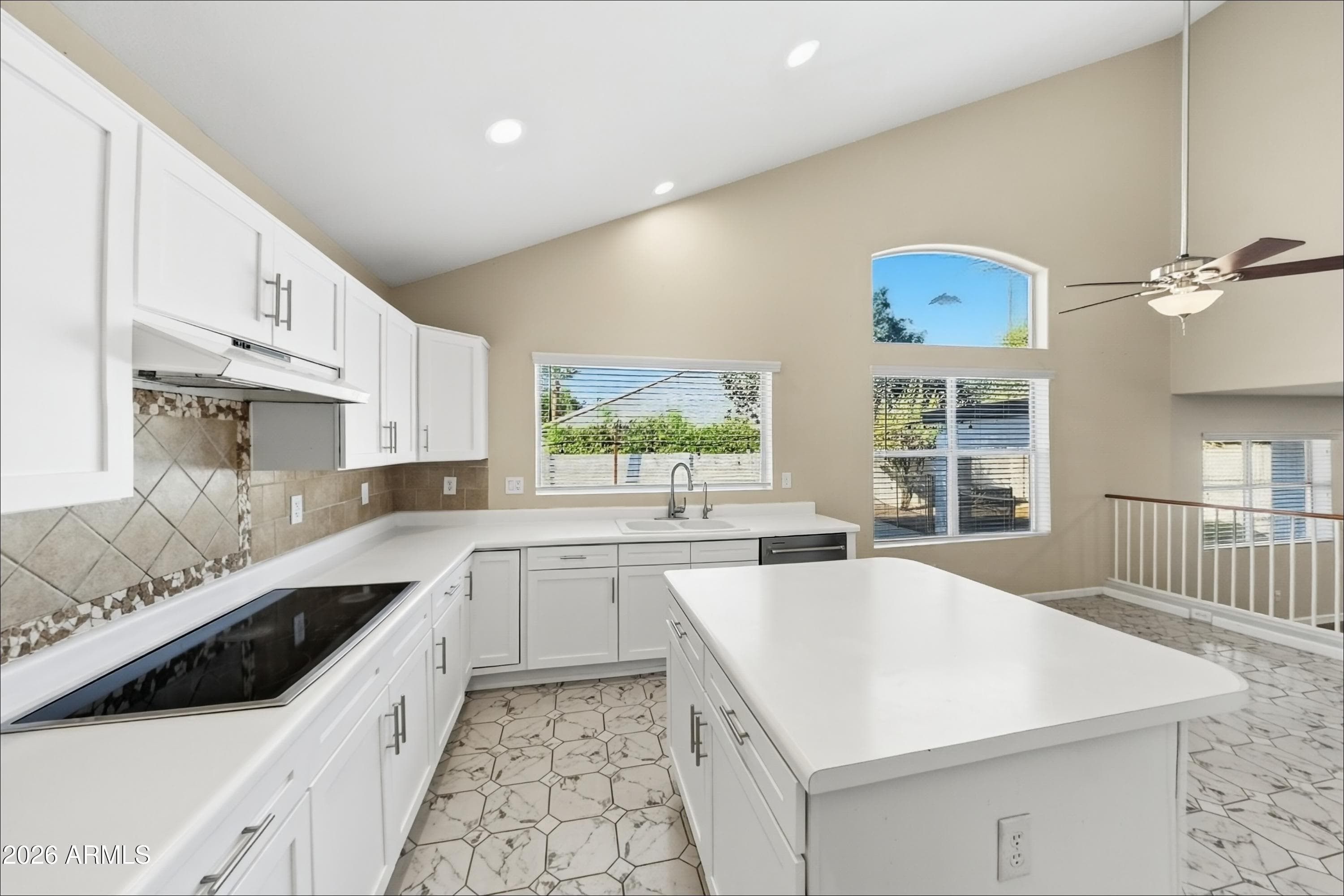 1202 E Lighthouse Court — photo 8