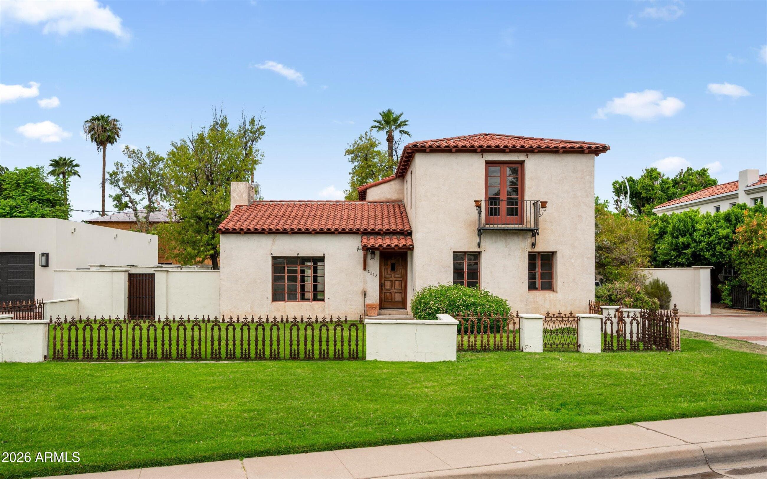 2218 Encanto Drive NE