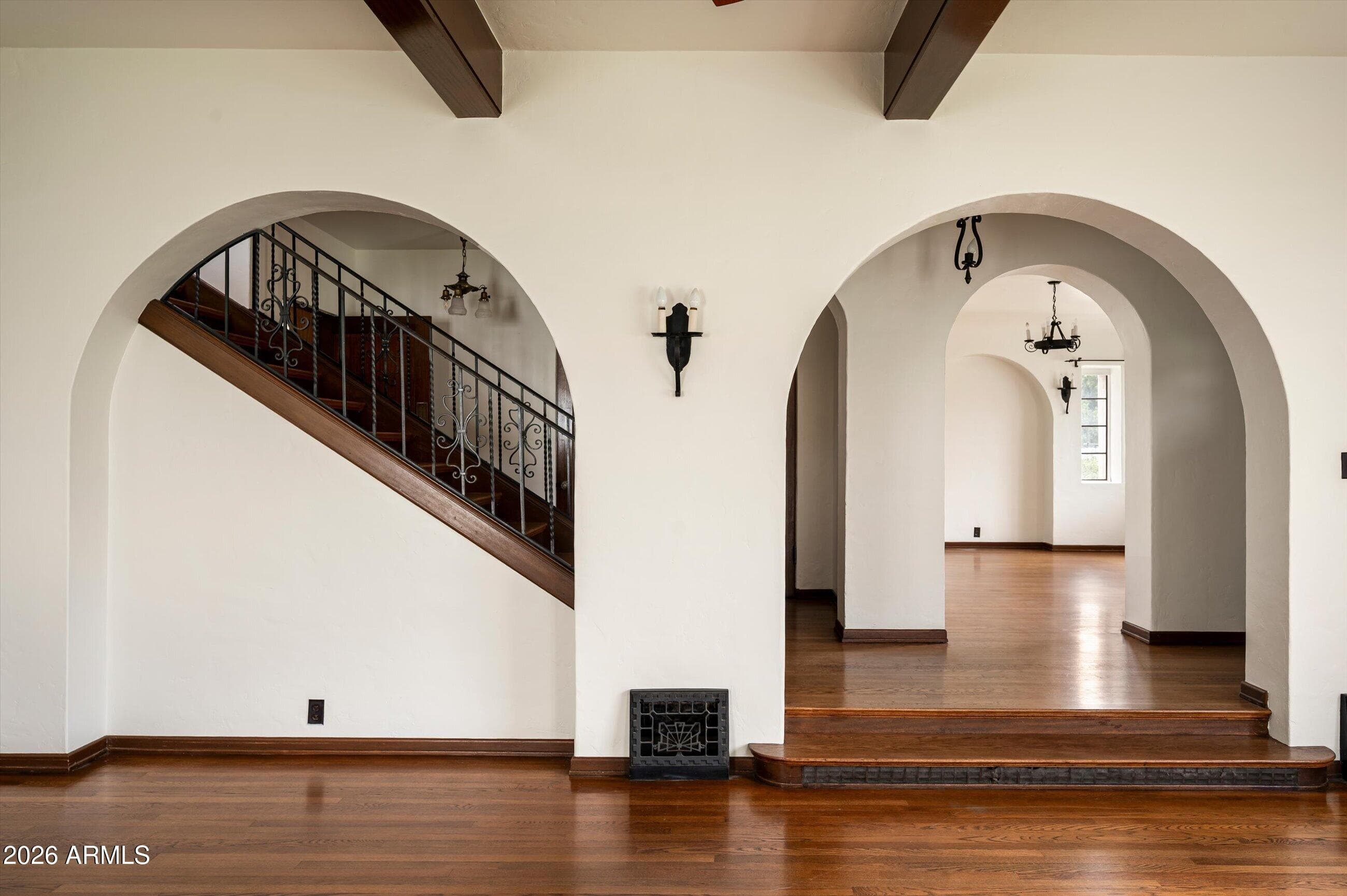 2218 Encanto Drive NE — photo 3
