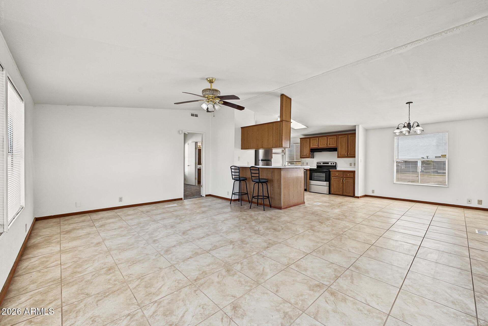 18119 W Morning Vista Lane — photo 4
