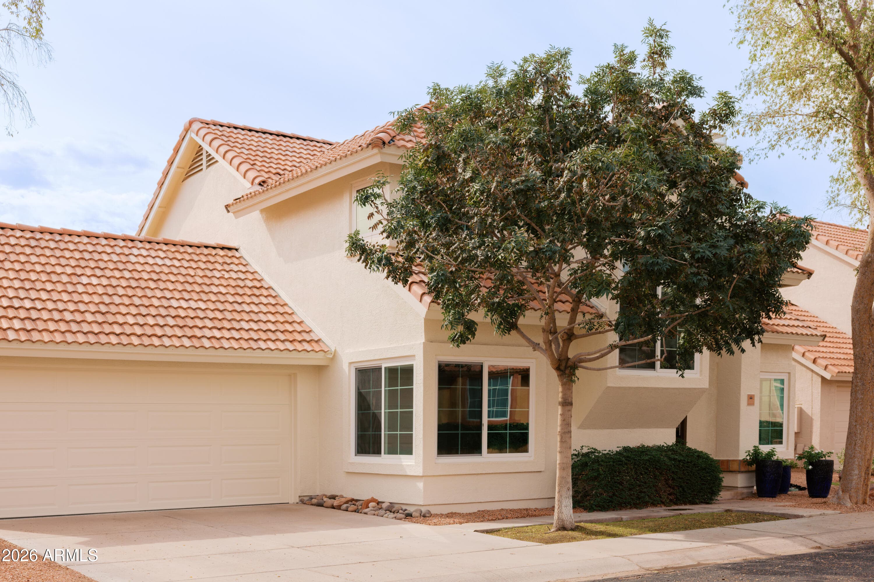 3757 E Kent Drive — photo 3