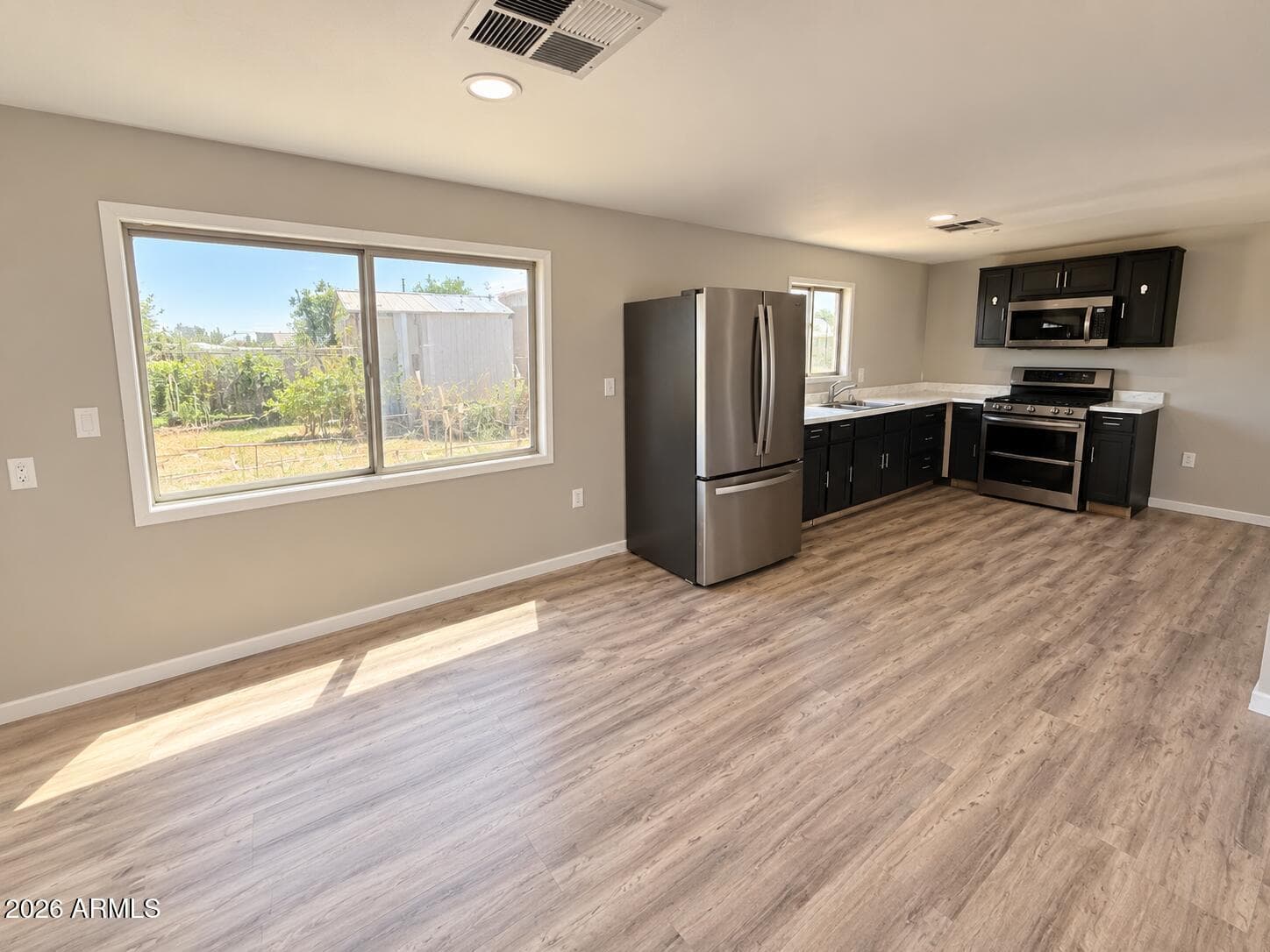 12714 W Greenway Road — photo 4
