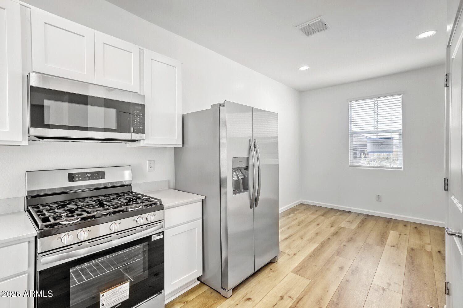 9752 W Flower Street — photo 3
